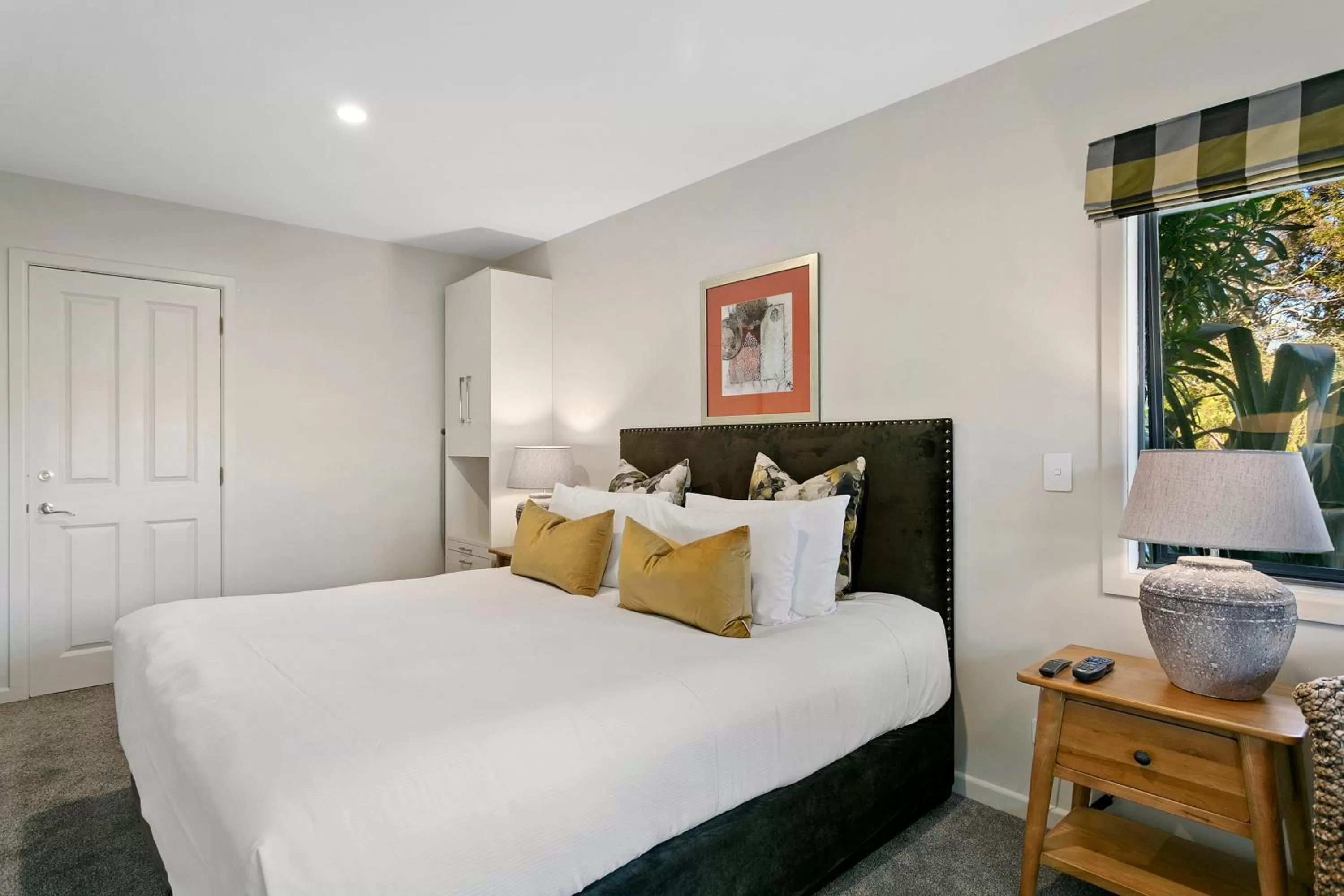 Bed in Baycrest Thermal Lodge