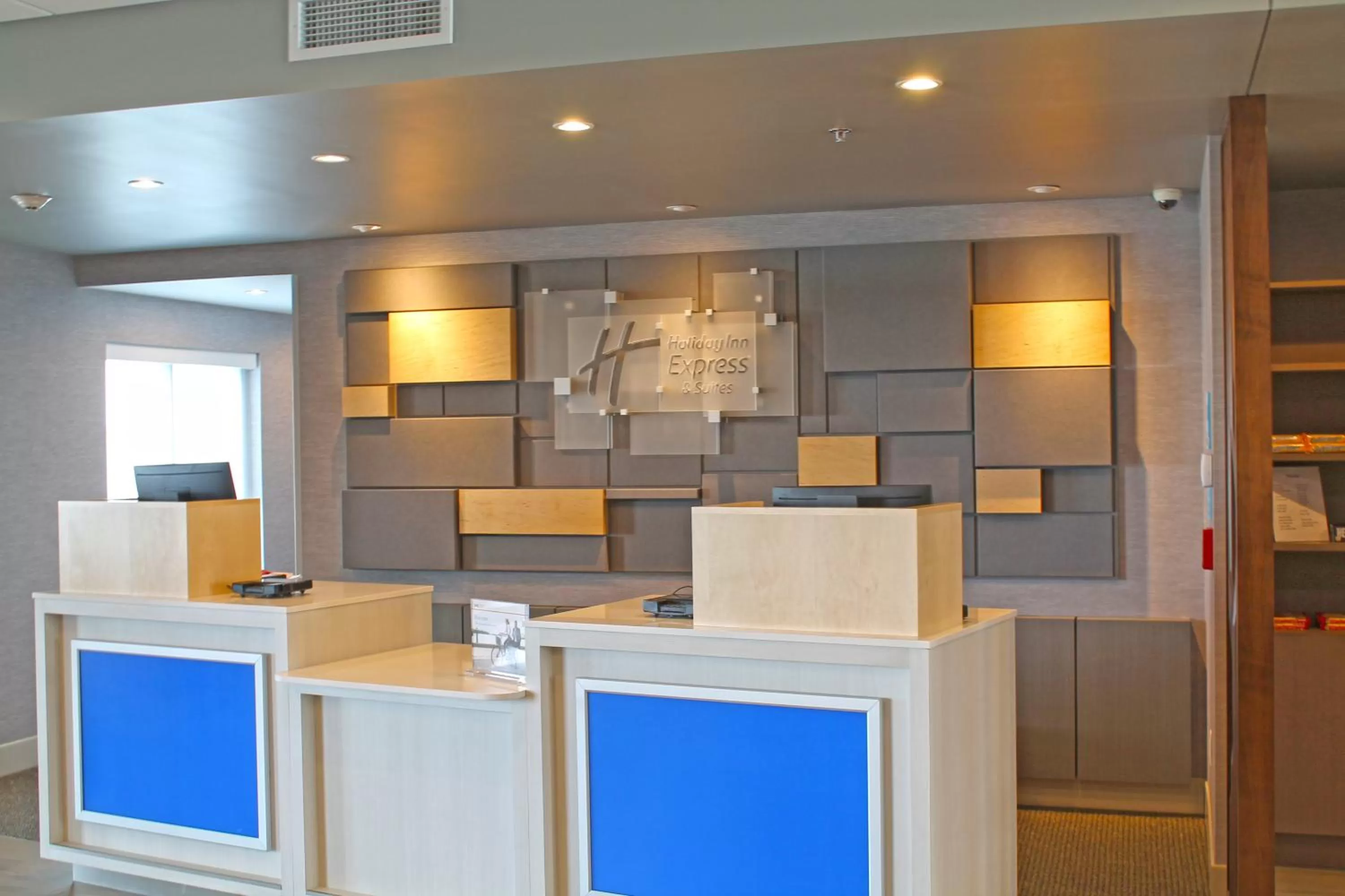 Property building in Holiday Inn Express & Suites - St. Louis South - I-55 by IHG