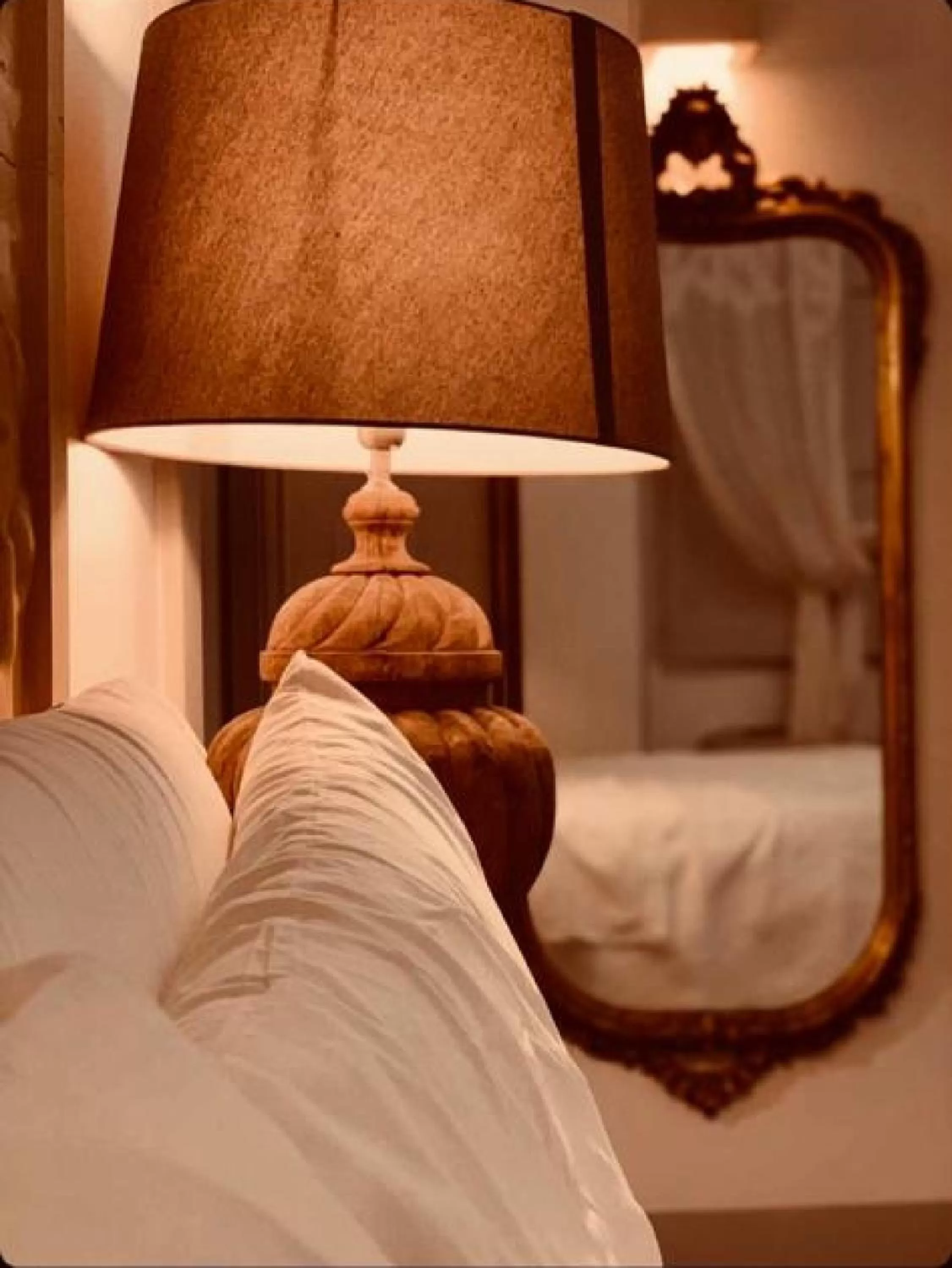 Decorative detail, Bed in Palazzo NUR