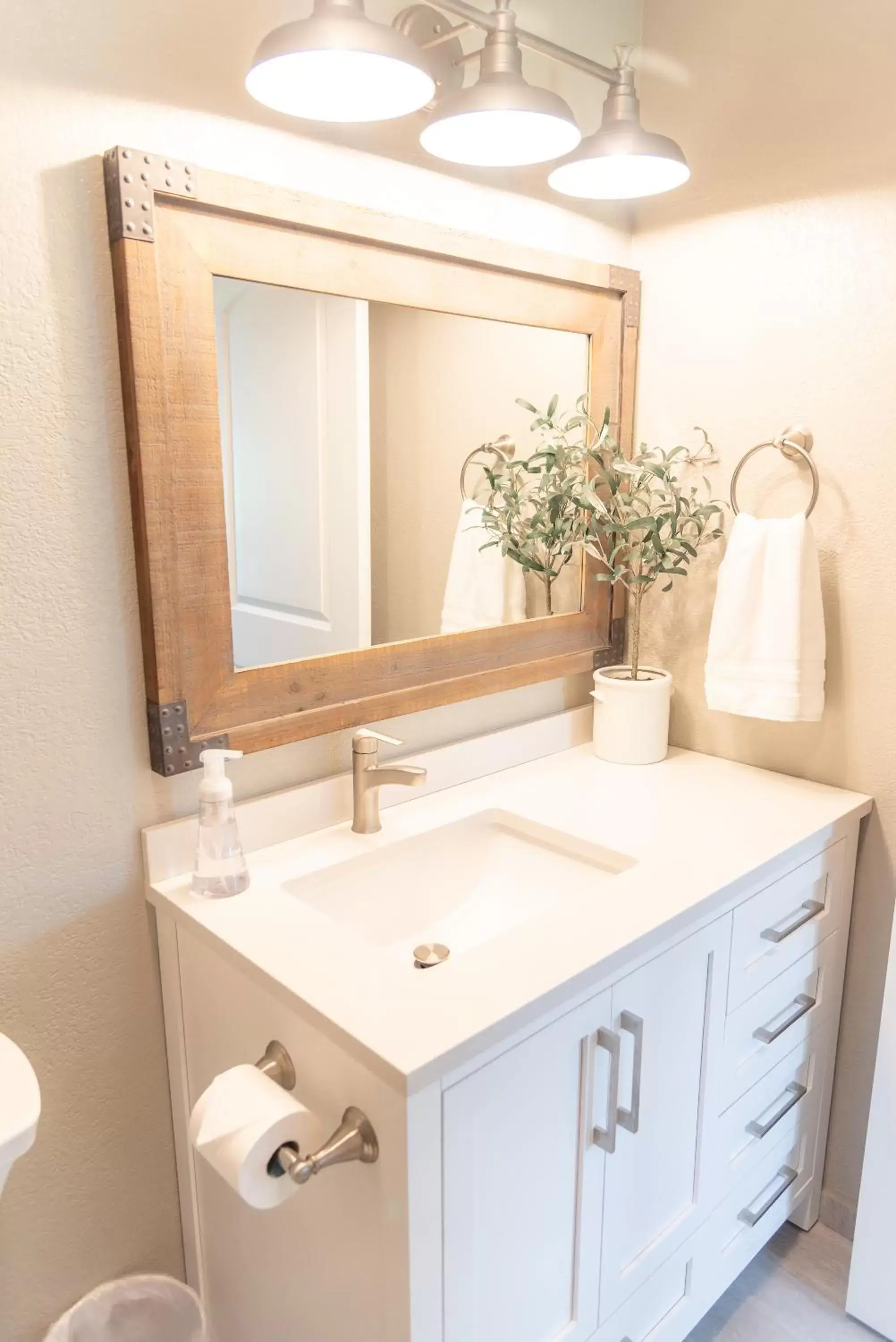 Bathroom in Colony Suites