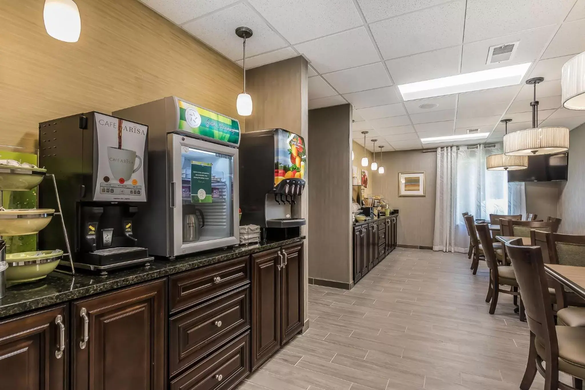 Food and drinks in Quality Inn Pleasant View Food and drinks in Quality Inn Pleasant View