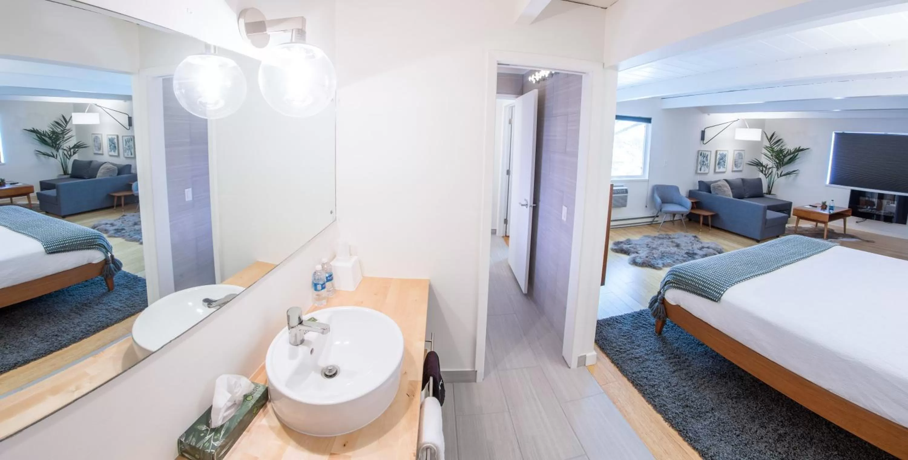 Bed in Monarch Motel