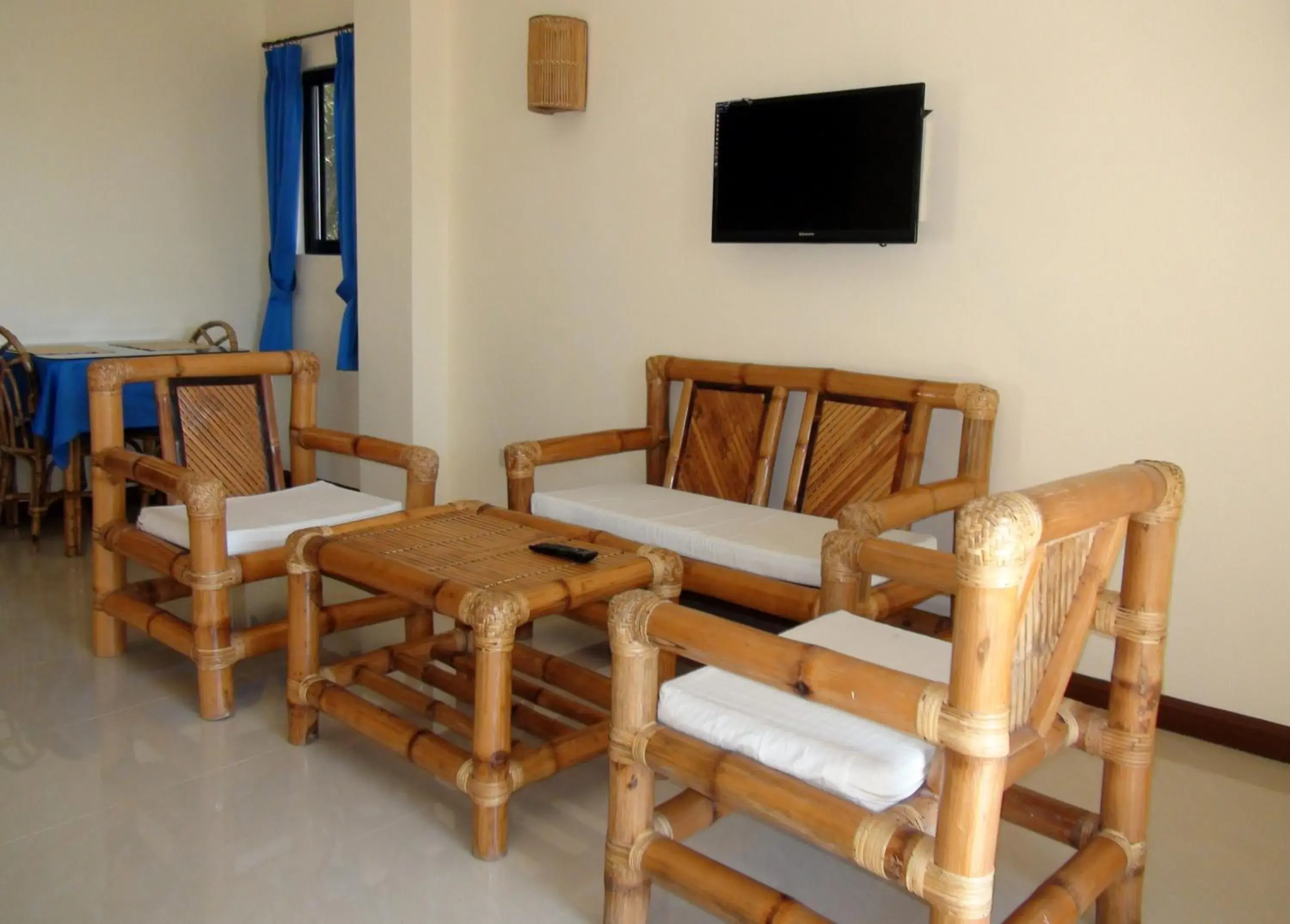 Living room, Seating Area in Squares Beachside Apartments