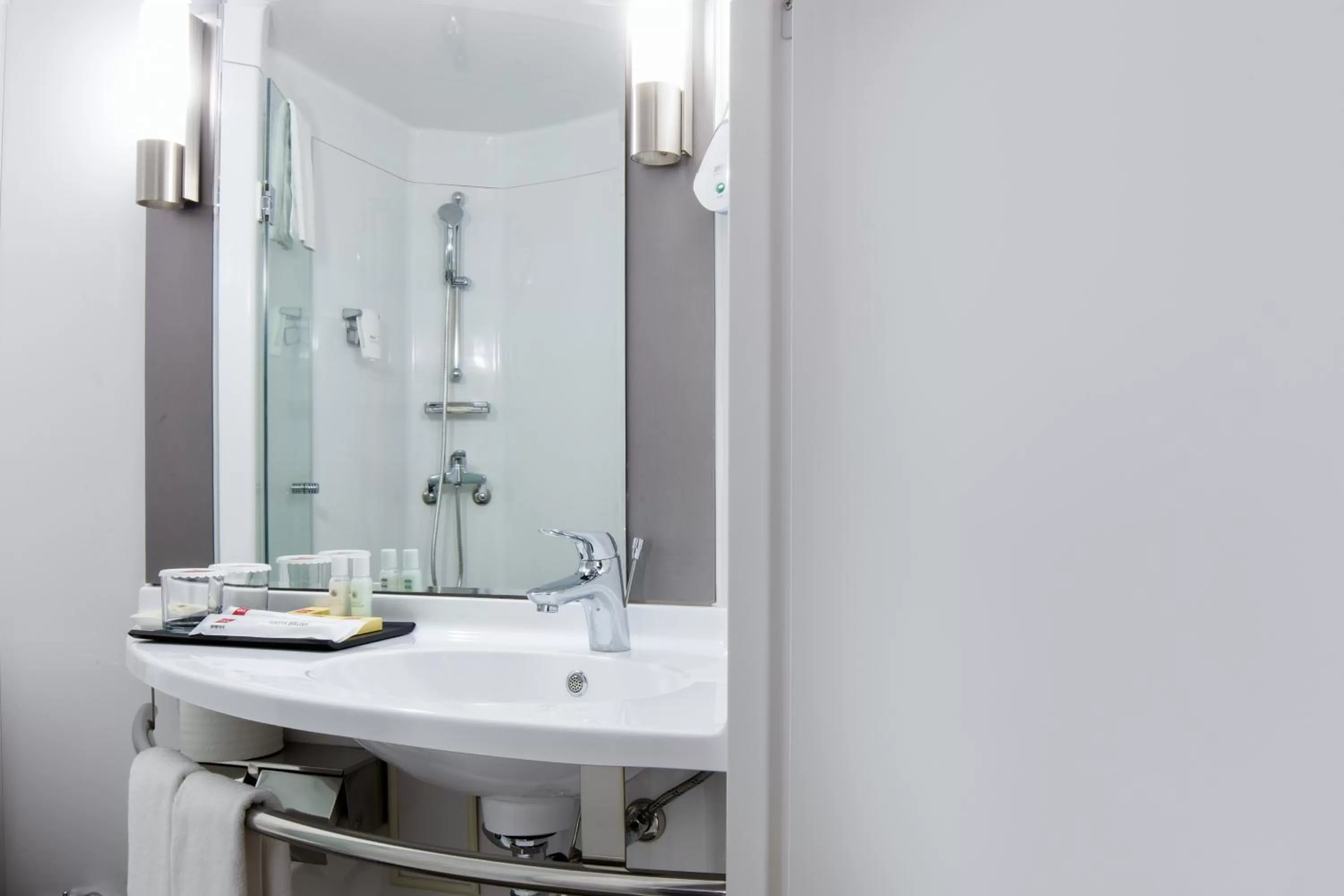 Toilet in Ibis Ambassador Myeongdong