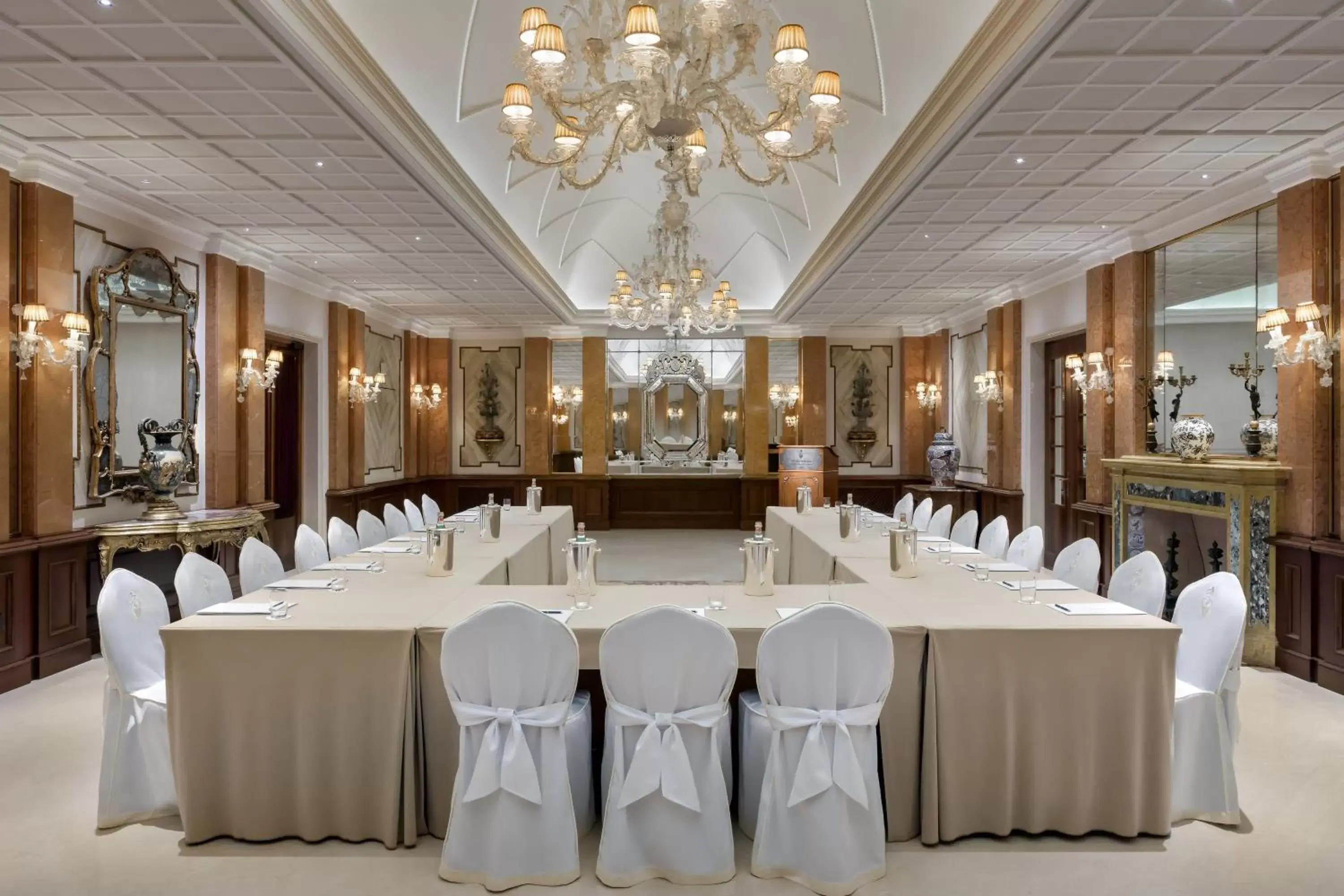 Meeting/conference room, Banquet Facilities in The Gritti Palace, a Luxury Collection Hotel, Venice