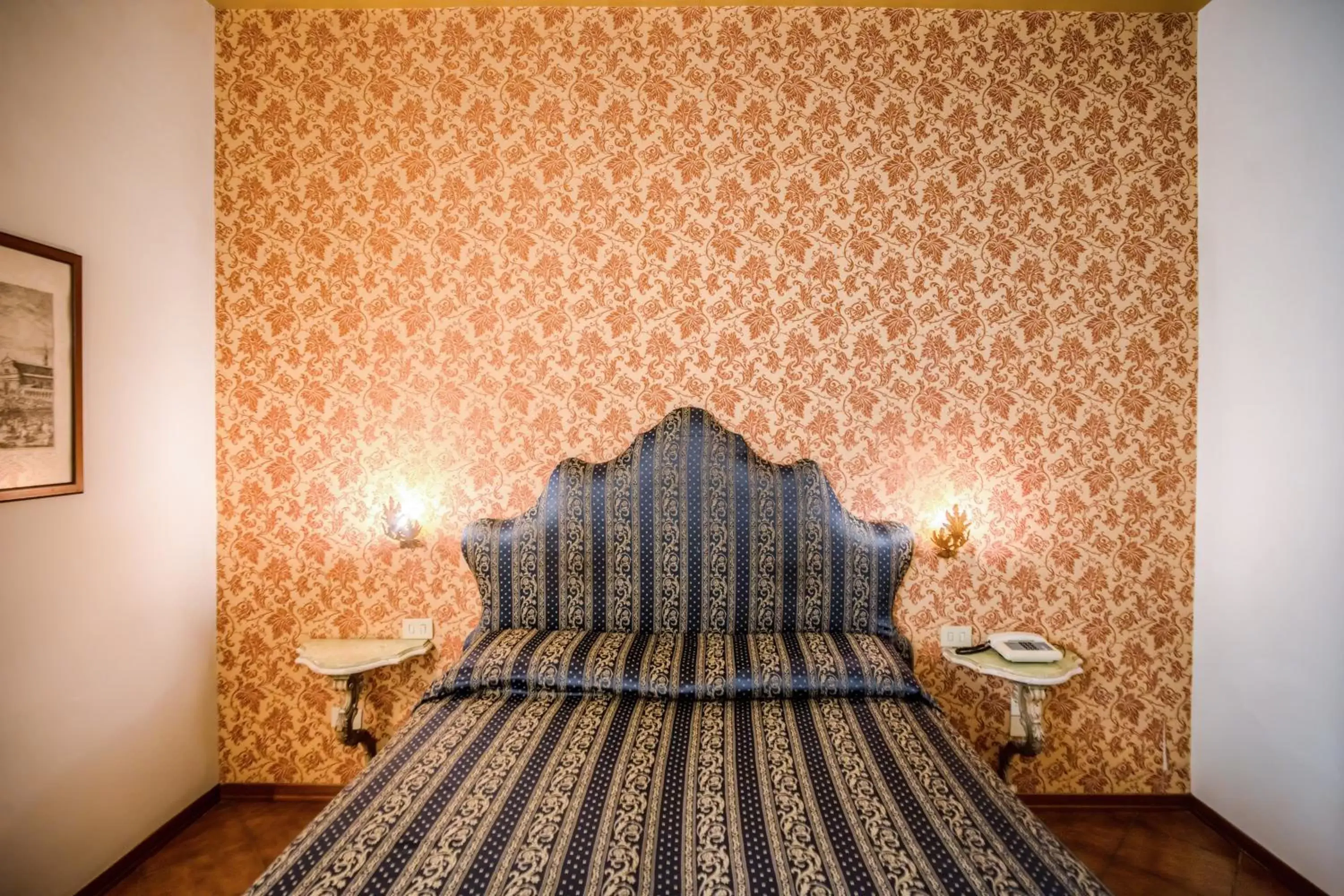 Bed in Hotel Martelli