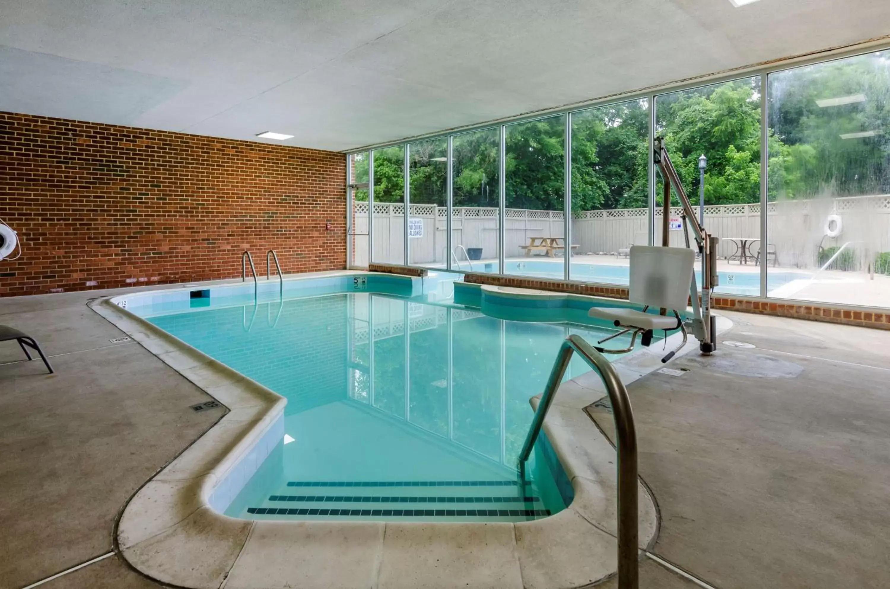 Pool view, Swimming Pool in Best Western Plus Inn at Hunt Ridge