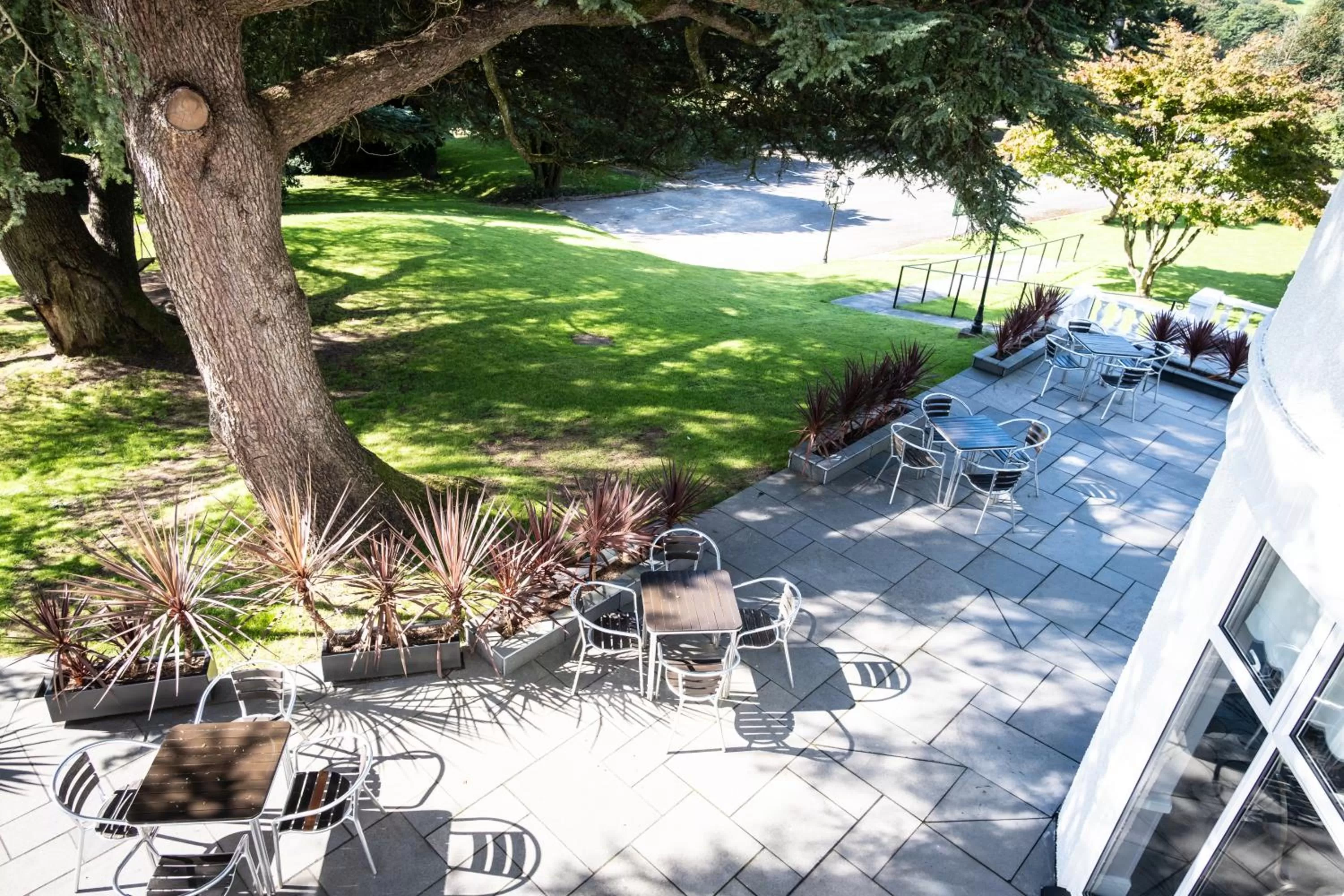 Garden view in Manor Parc Hotel