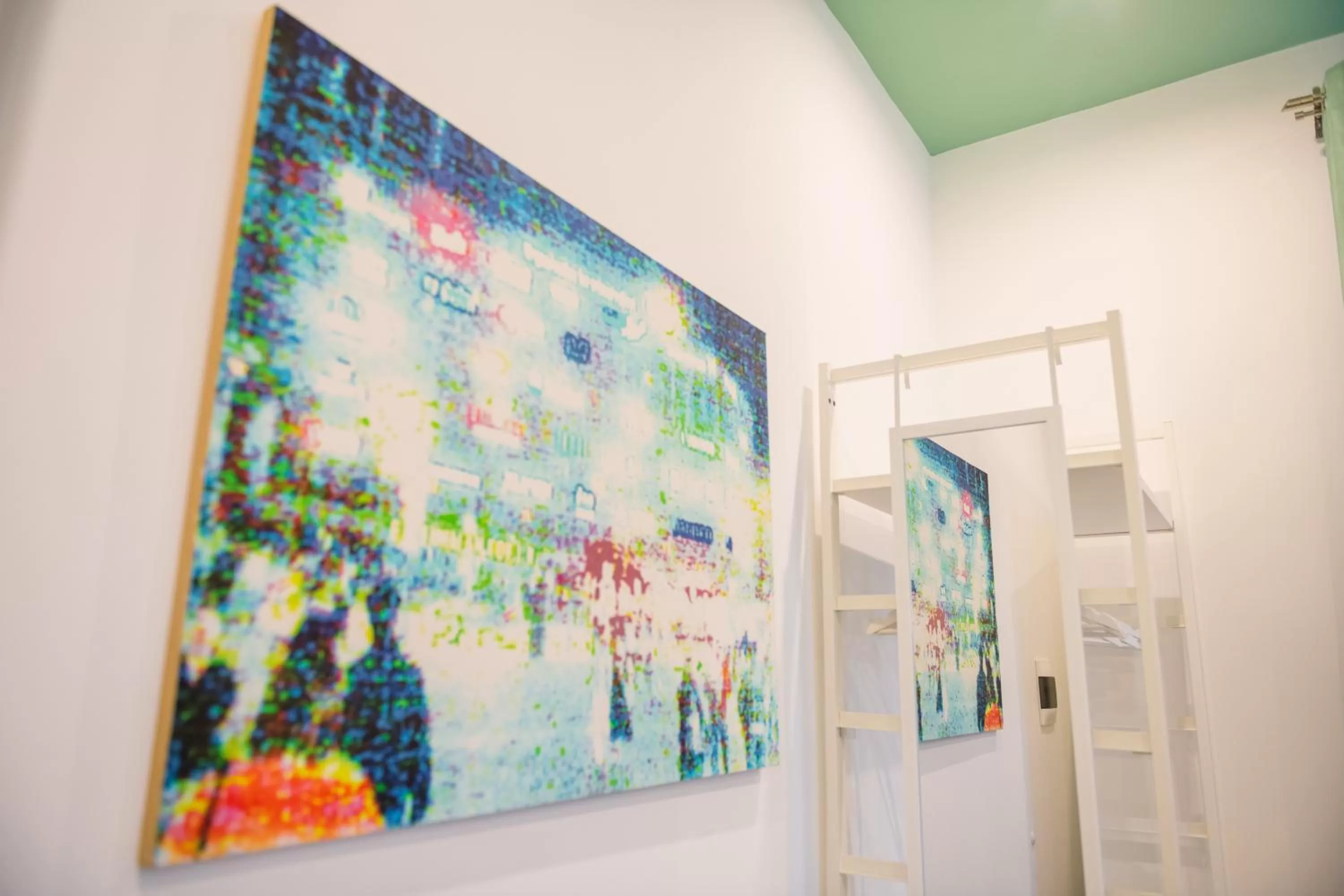 Decorative detail in Le Porte di Partenope