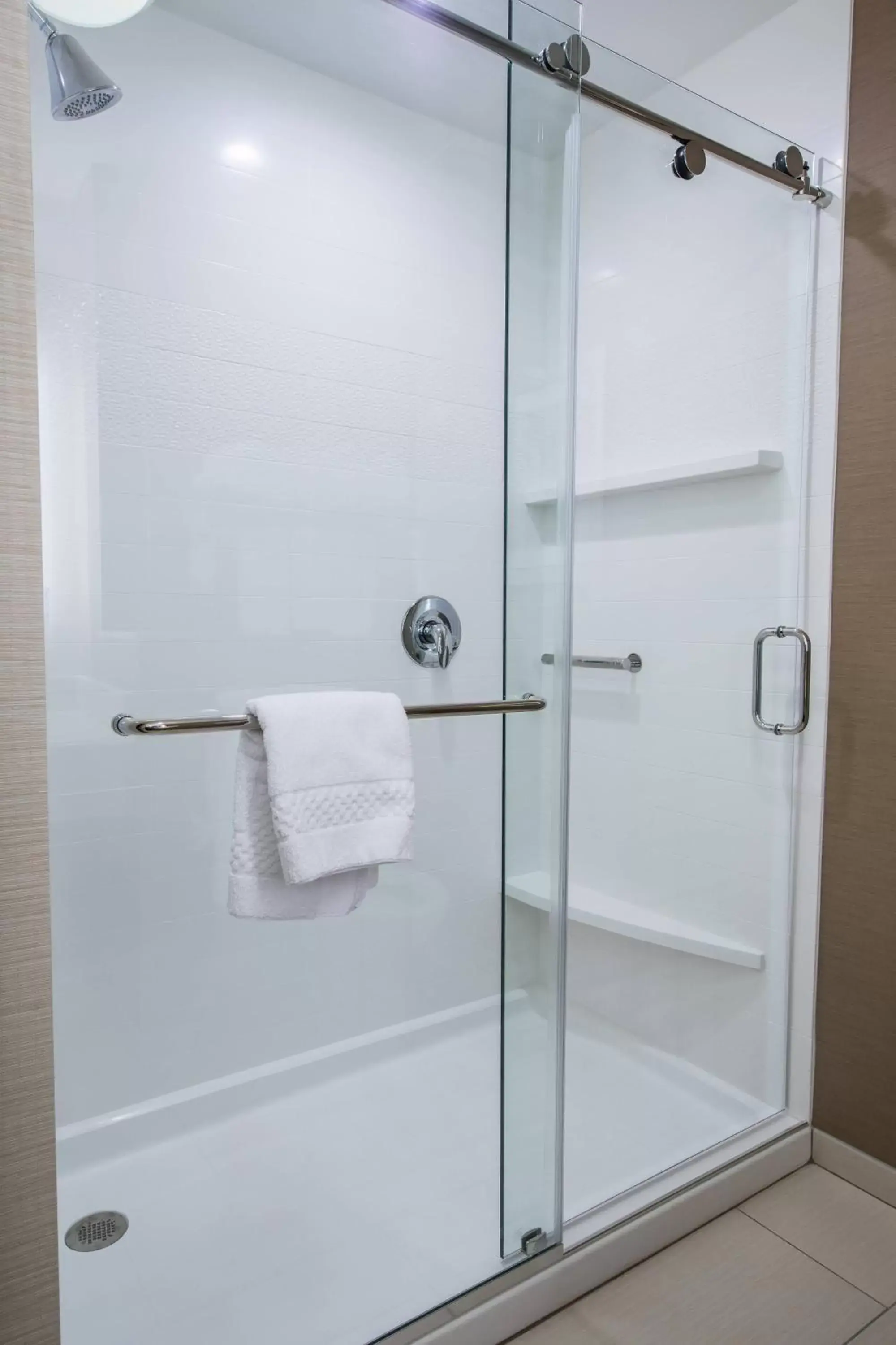 Bathroom in Fairfield Inn & Suites by Marriott Florence I-20