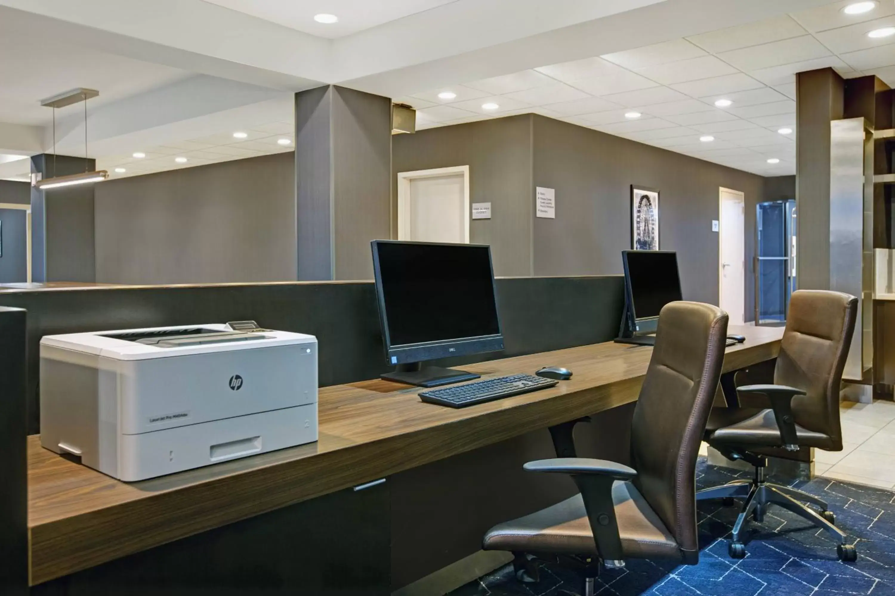 Business facilities in Courtyard Chicago Elmhurst/Oakbrook Area