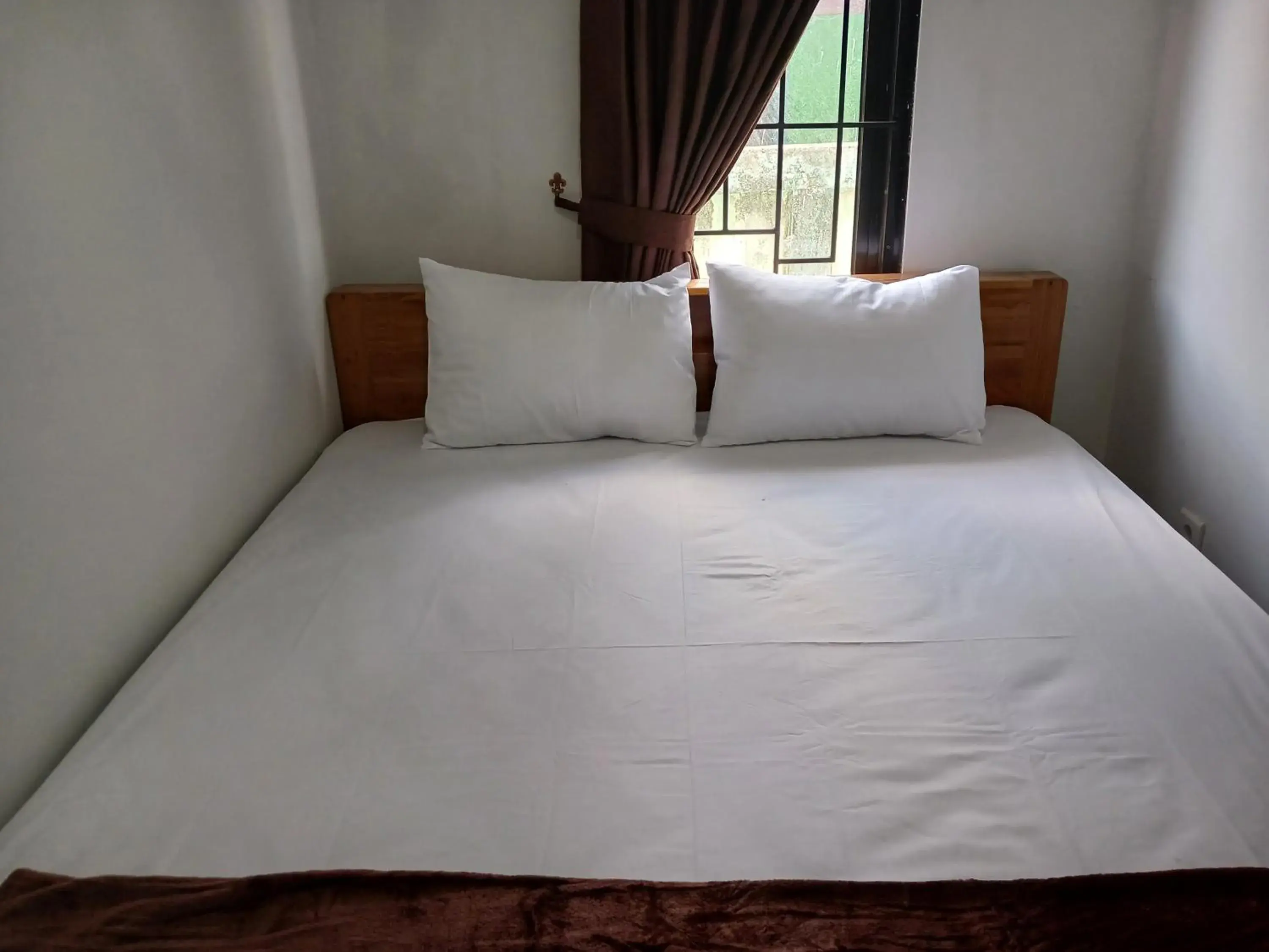 Bedroom, Bed in OYO 93085 Homy Stay Syariah