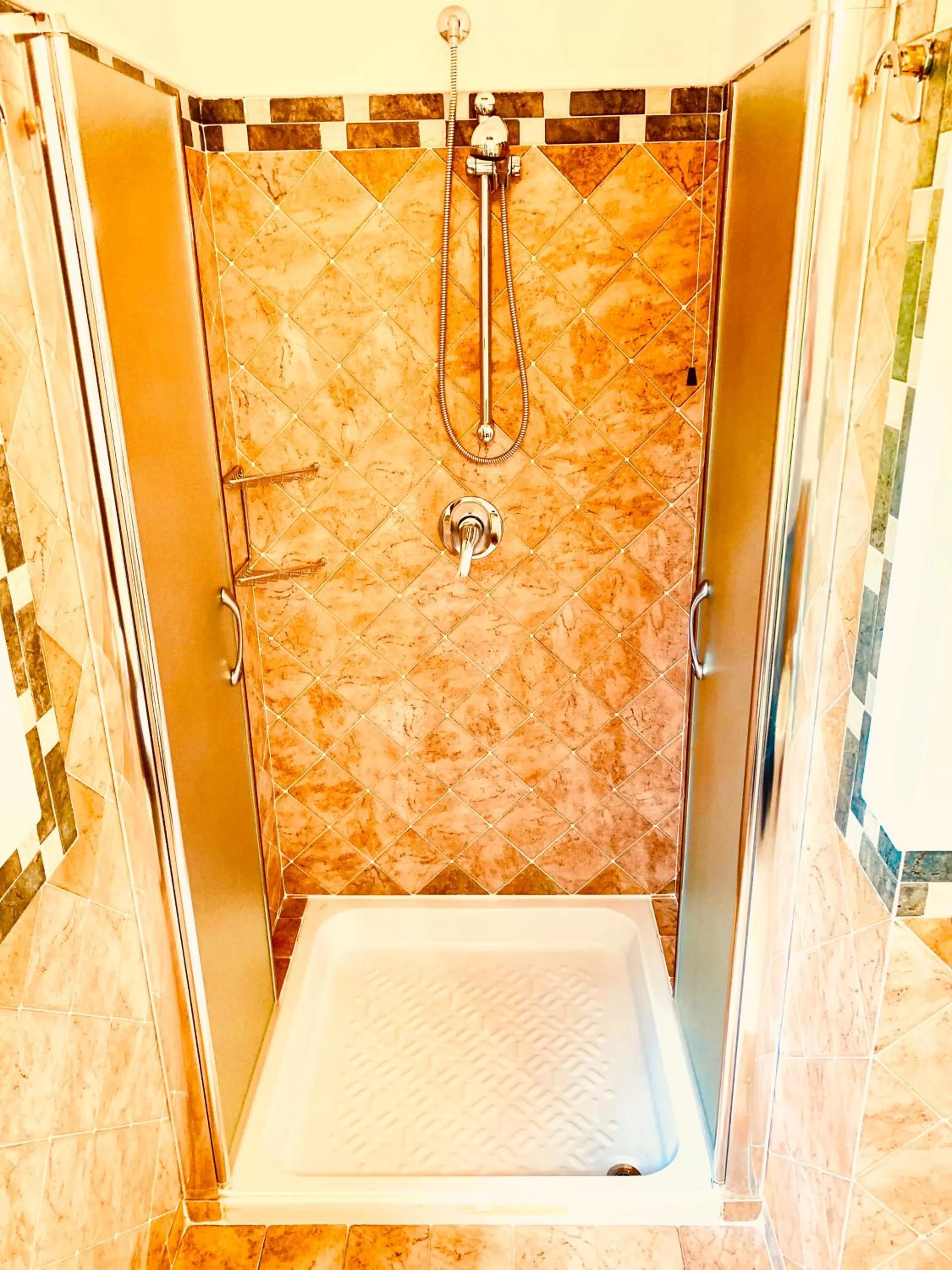 Shower in B&B La Fornace del Sole