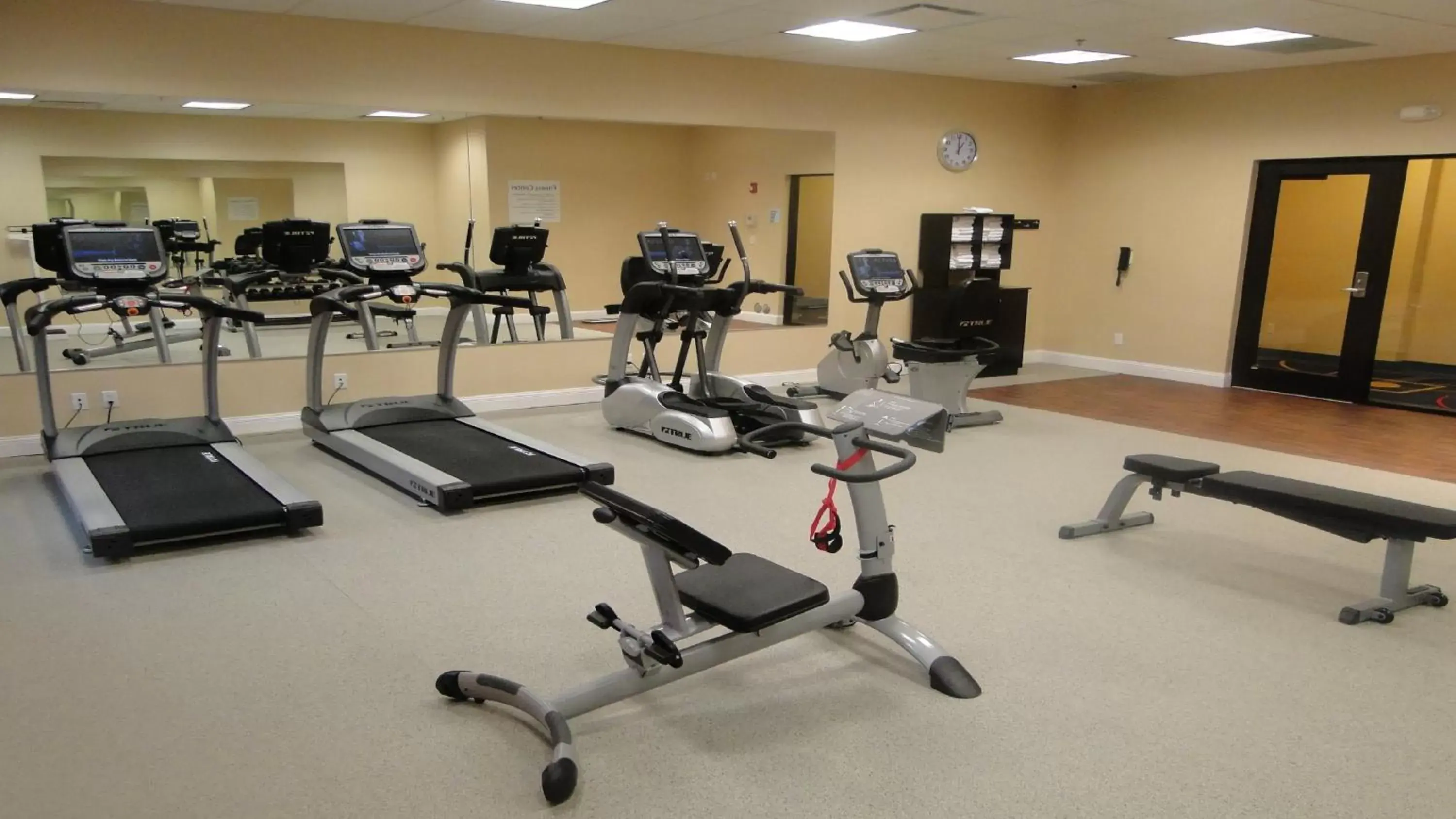 Fitness centre/facilities, Fitness Center/Facilities in Holiday Inn Express and Suites Columbia University Area, an IHG Hotel