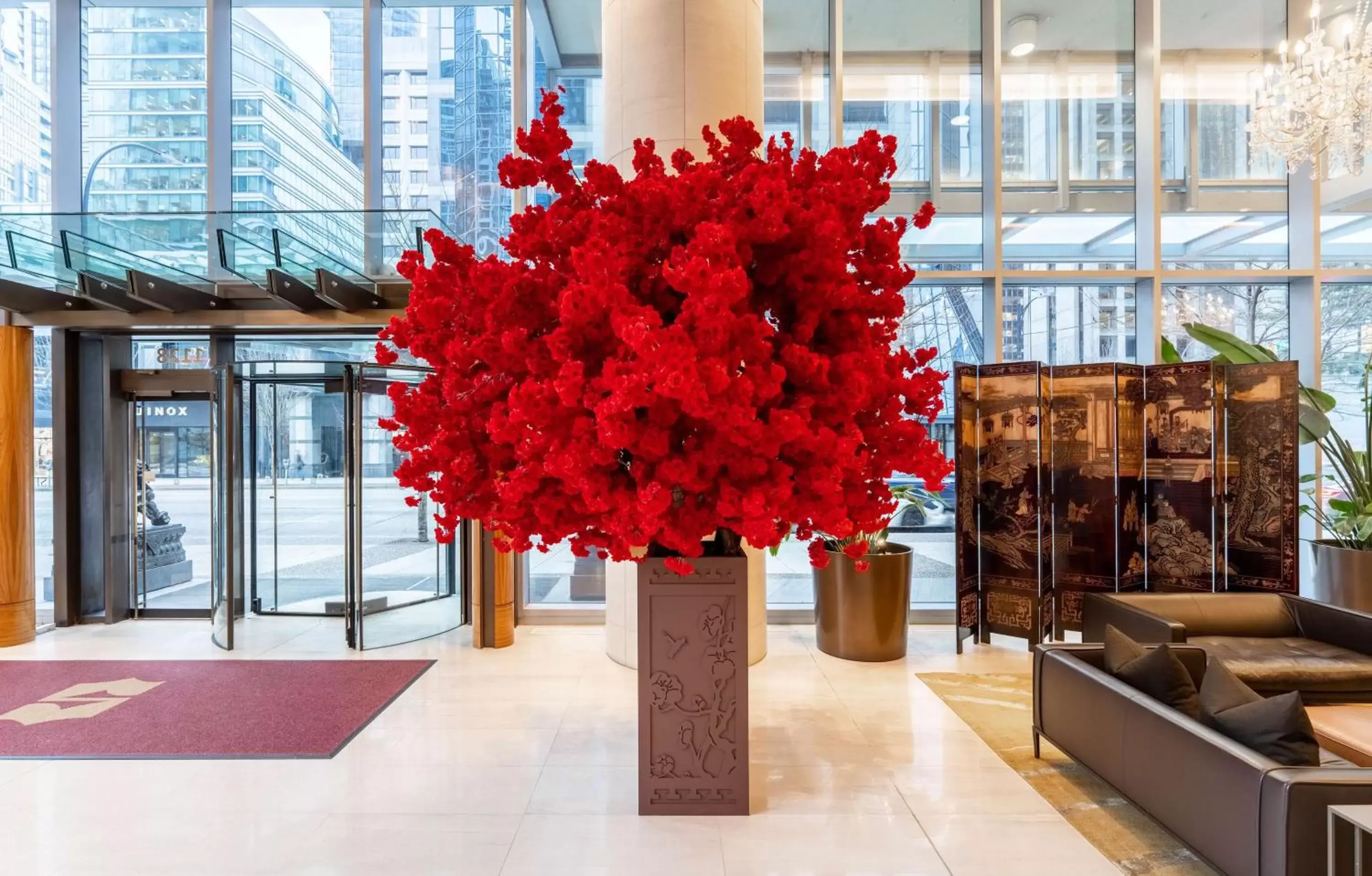 Facade/entrance in Shangri-La Vancouver