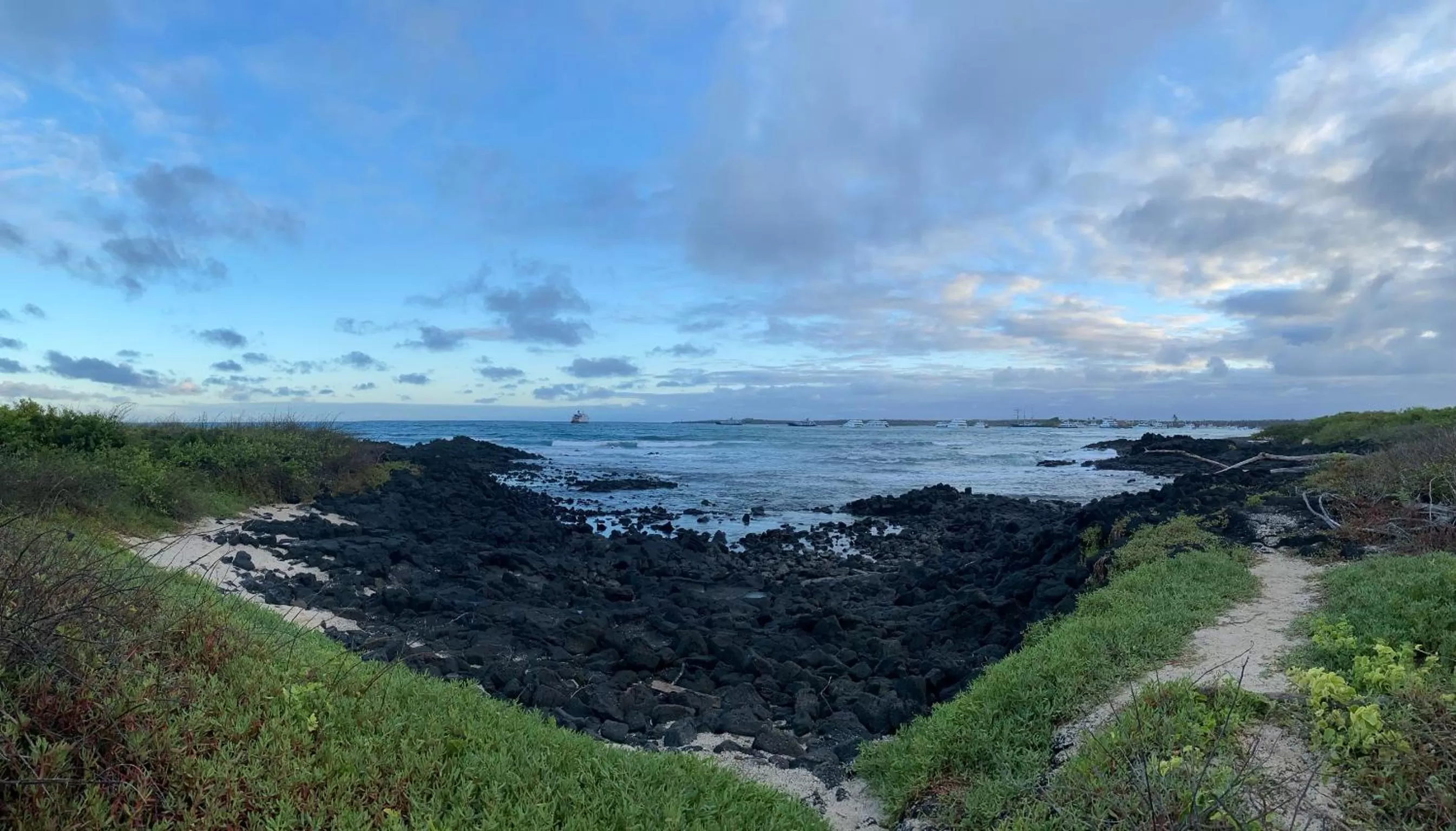 Natural landscape in La Peregrina Galapagos B&B