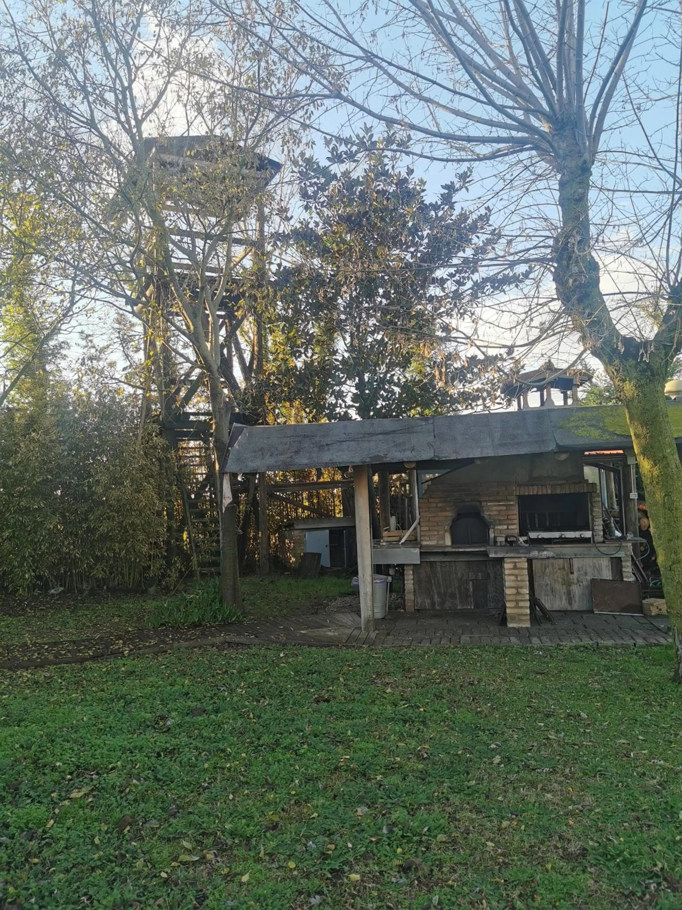 Spring, Property Building in FONDO MARSIGLIA 110