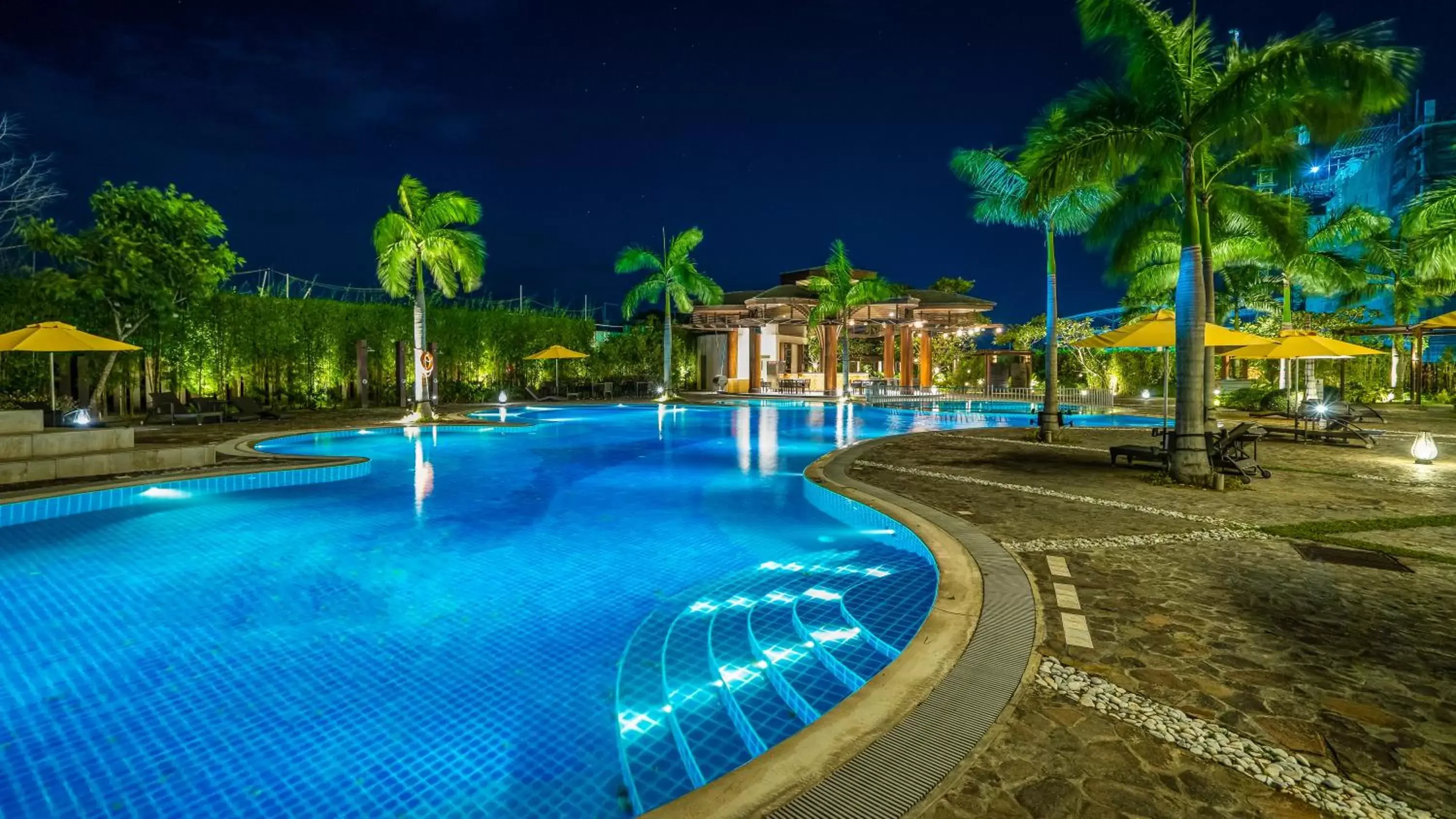 Restaurant/places to eat in The Bayleaf Cavite Restaurant/places to eat in The Bayleaf Cavite