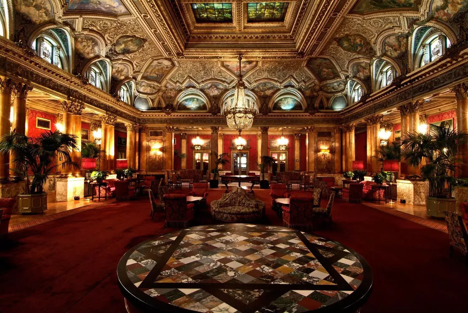 Lobby or reception, Restaurant/Places to Eat in Grand Hotel Plaza