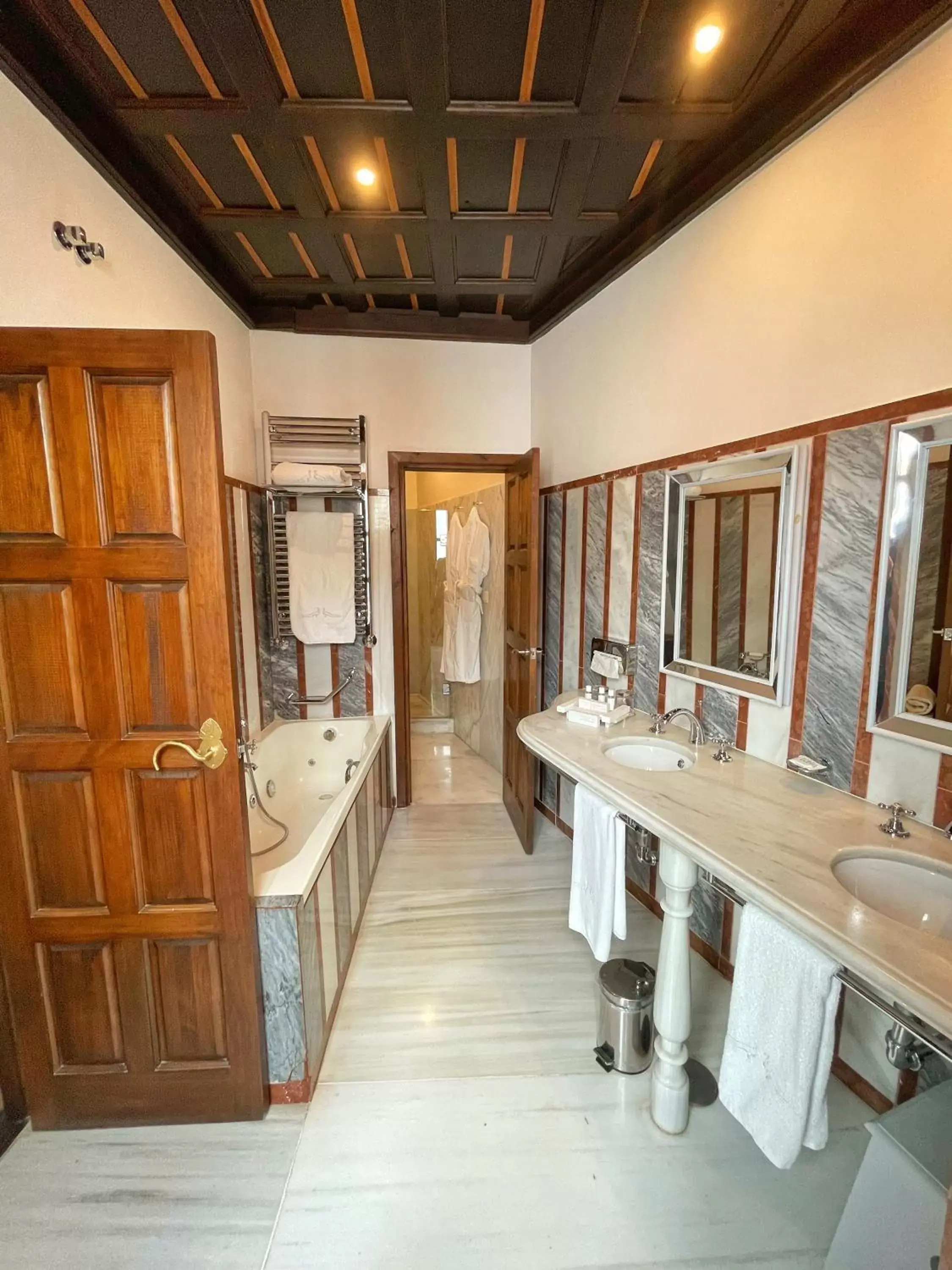 Bathroom in Las Casas de la Judería de Córdoba