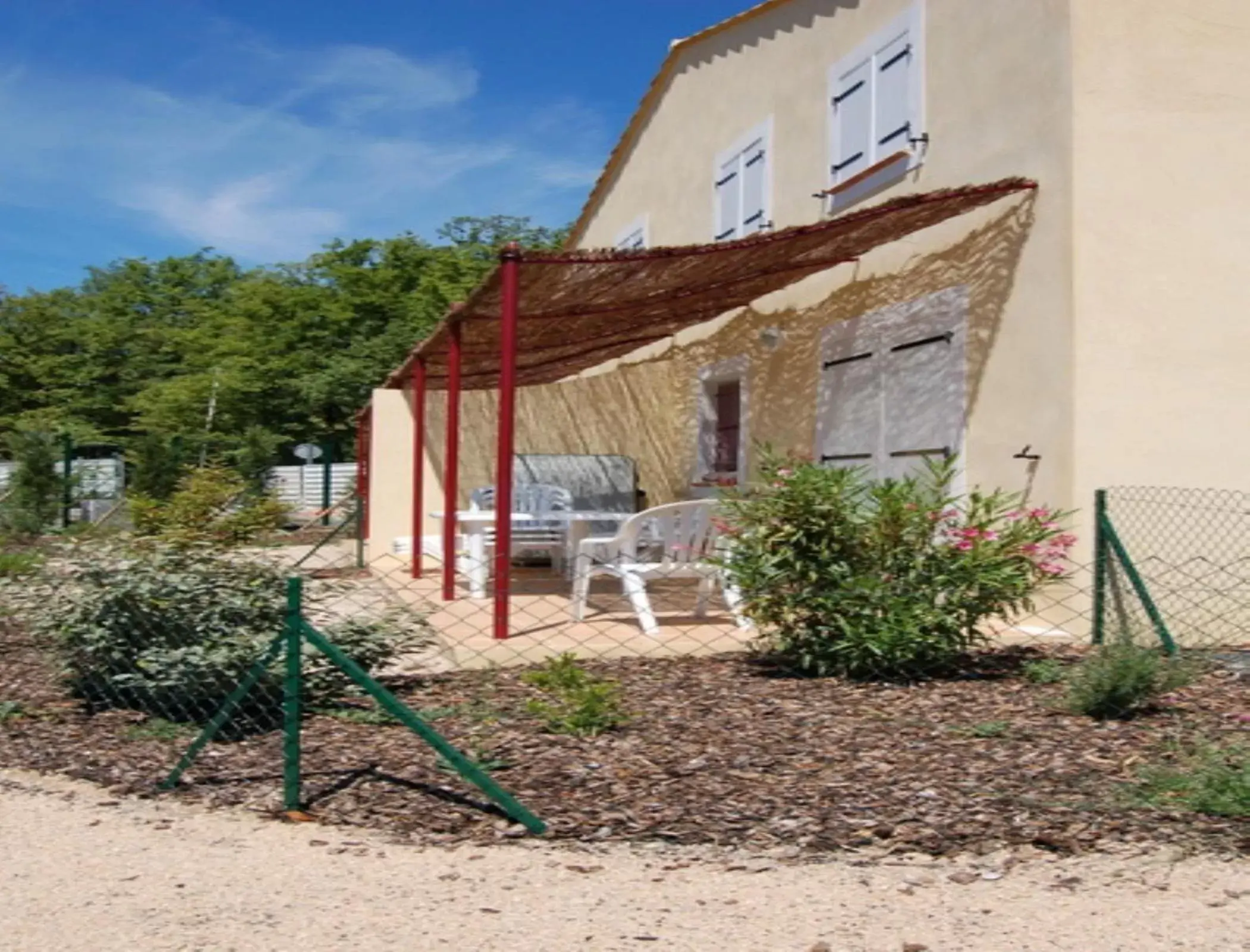 Patio, Property Building in Vacancéole - Les Bastides de Fayence