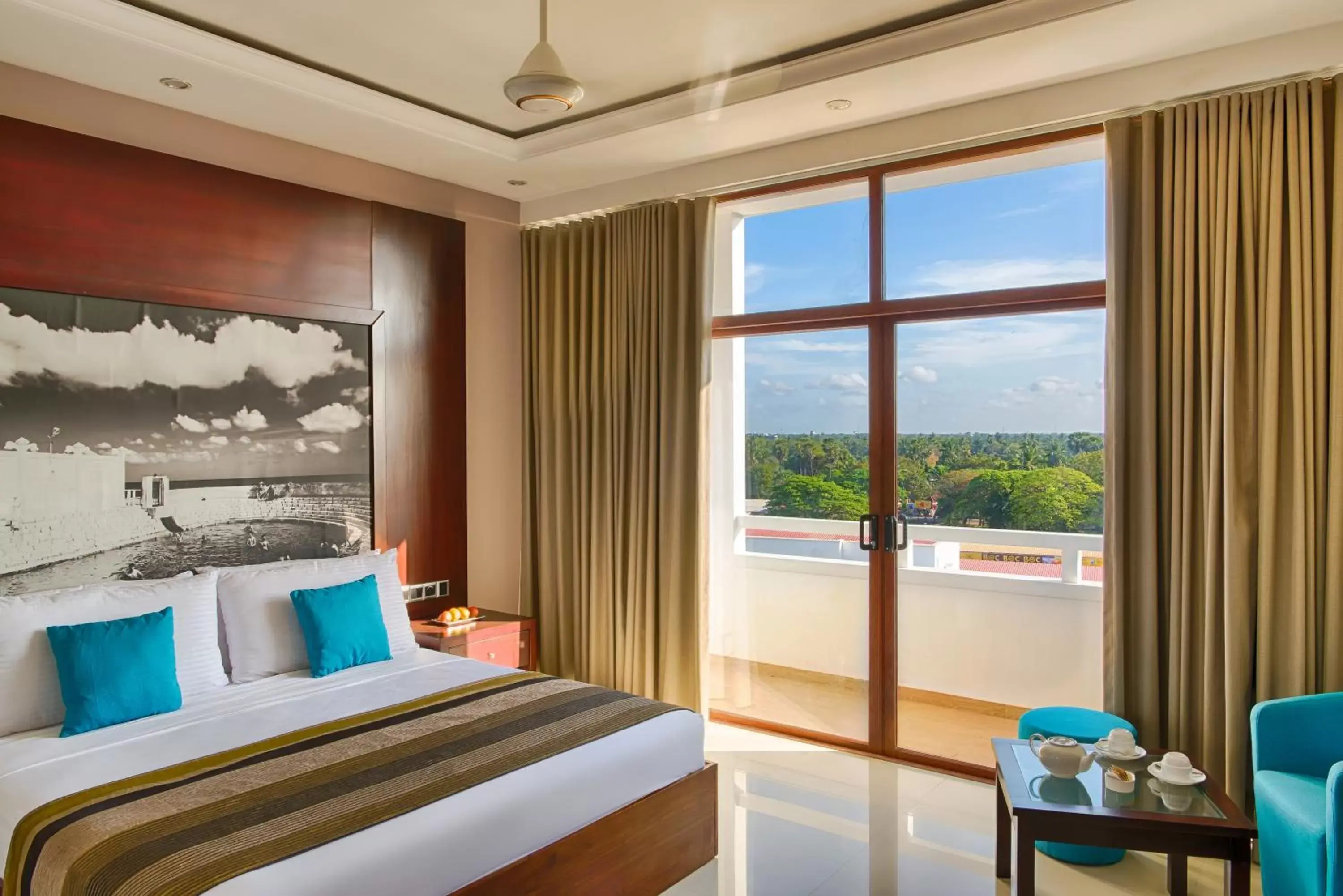 Deluxe Double or Twin Room - single occupancy in NorthGate Jaffna Deluxe Double or Twin Room - single occupancy in NorthGate Jaffna