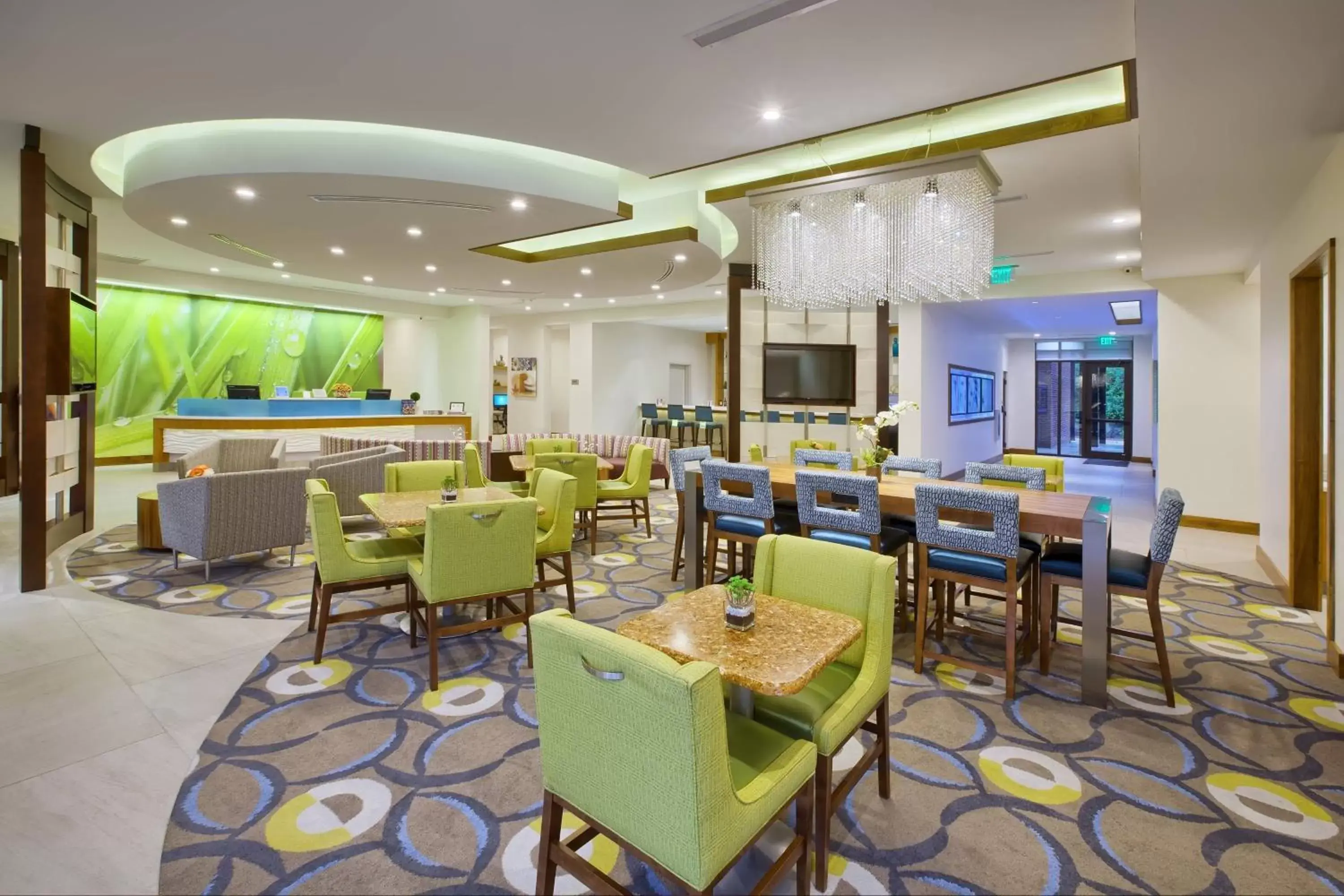 Restaurant/Places to Eat in SpringHill Suites by Marriott Wilmington Mayfaire