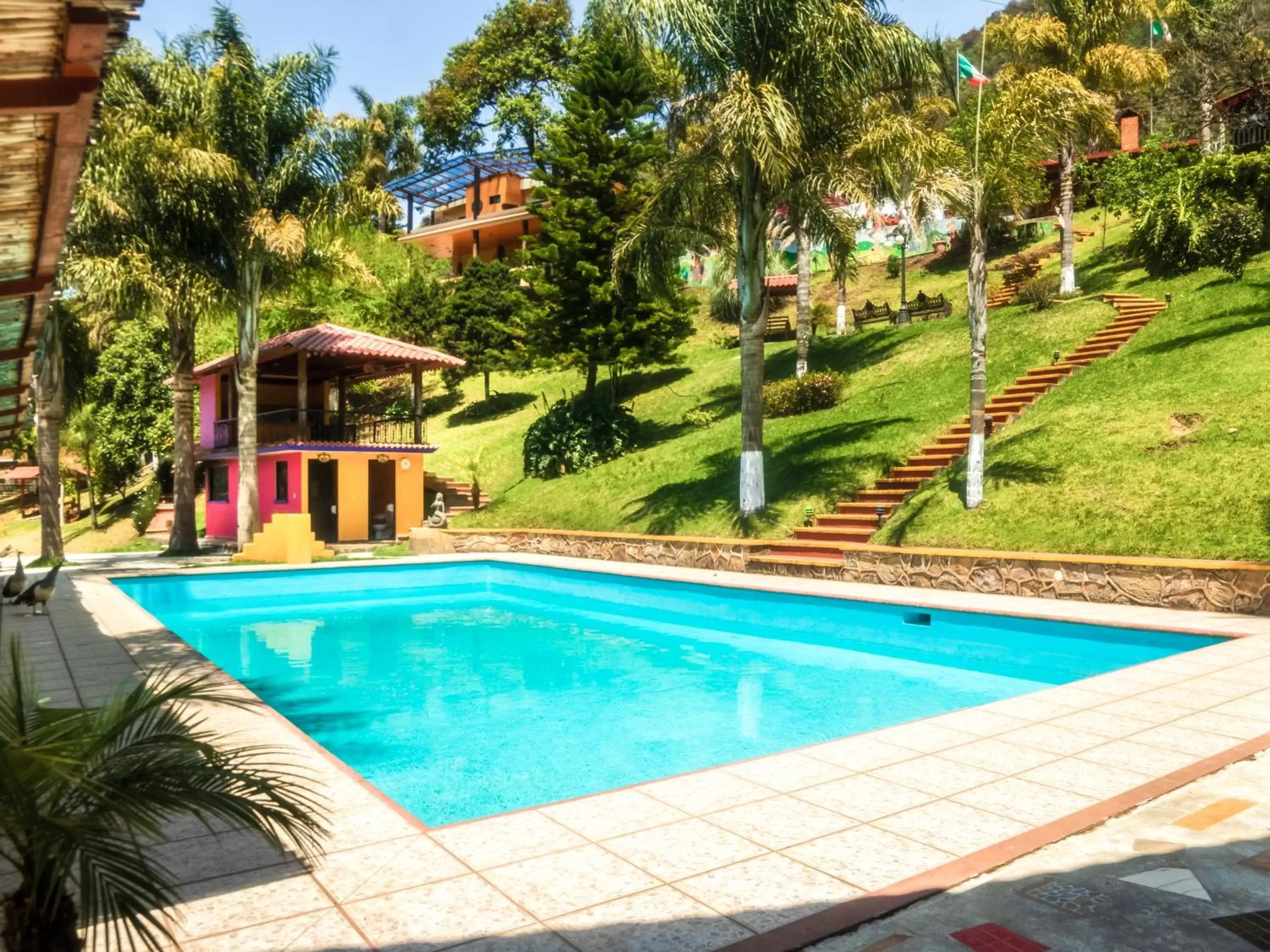 Property building, Swimming Pool in Otro Rollo en Jilotepec by Rotamundos