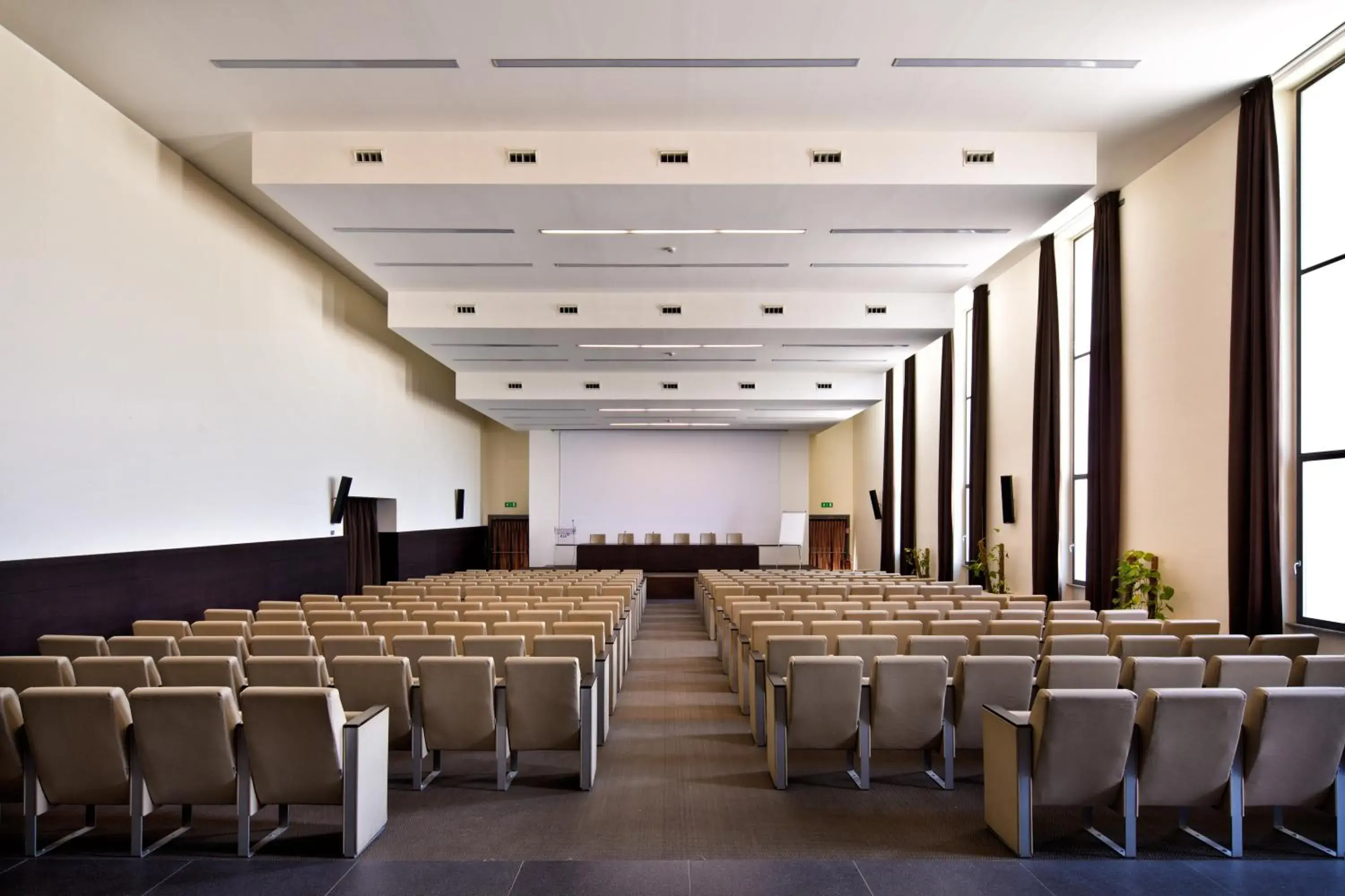 Meeting/conference room in Hotel Cenacolo