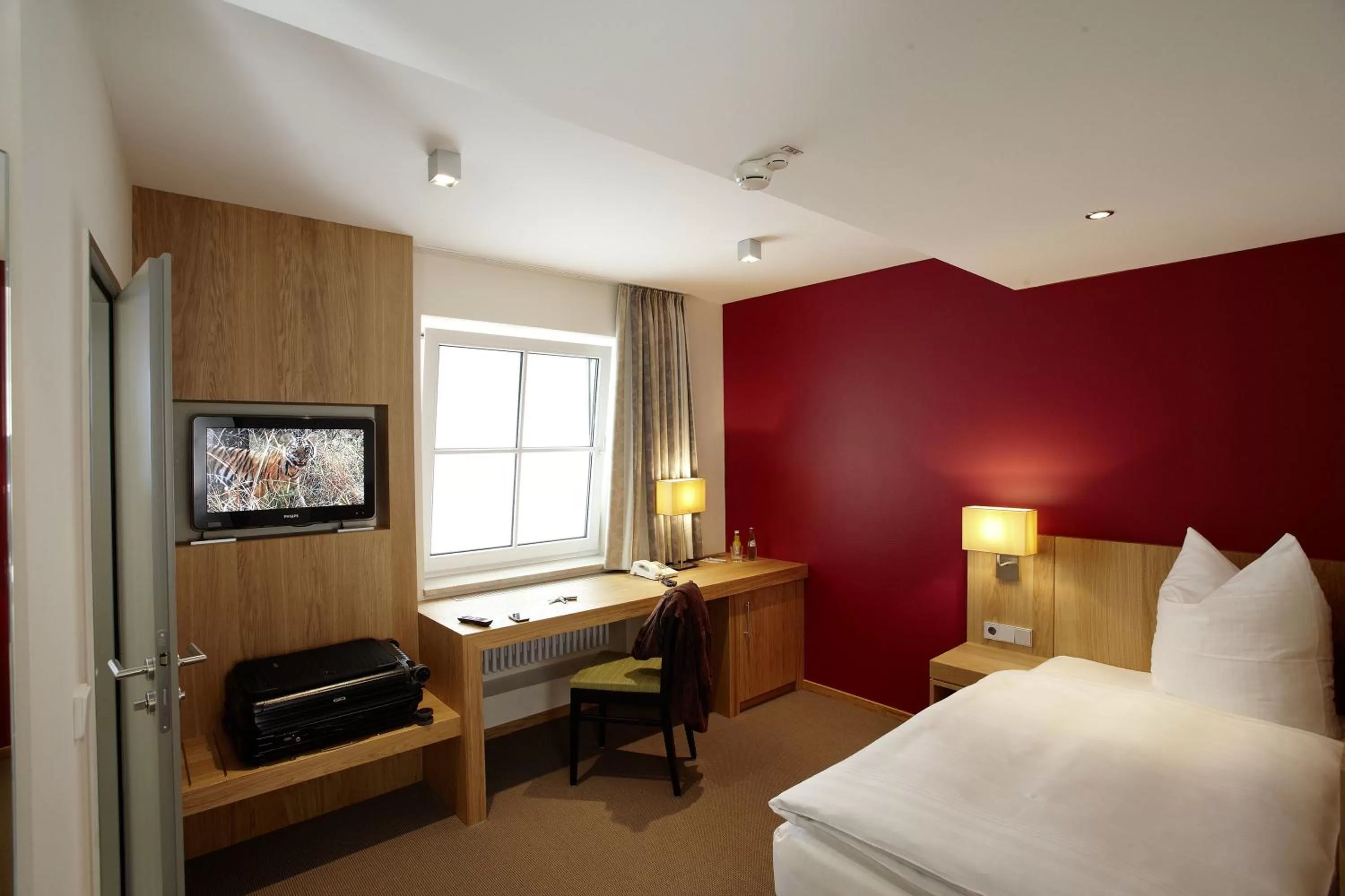 Single Room in Hotel Falken