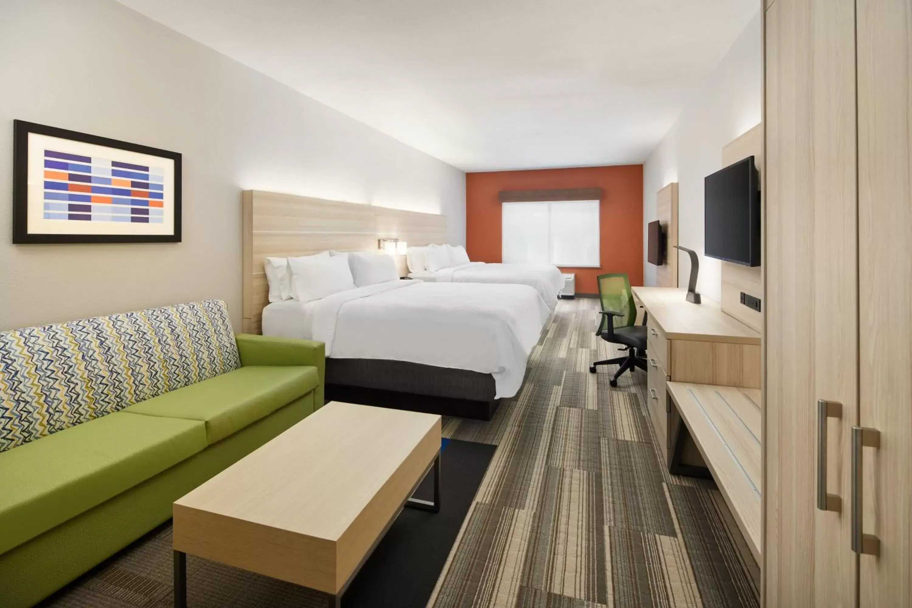 Photo of the whole room in Holiday Inn Express Hotel & Suites Salem, an IHG Hotel