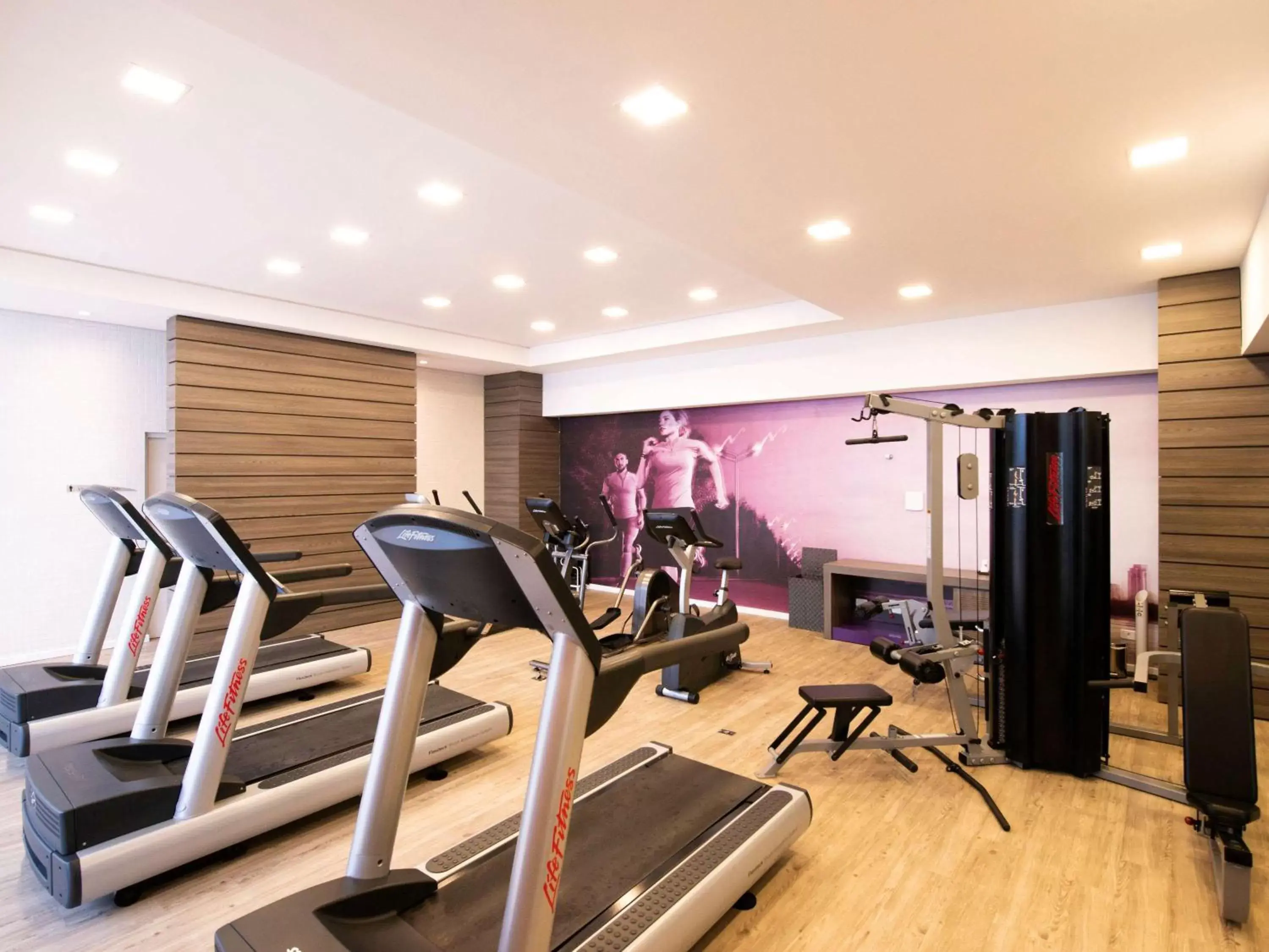 Fitness centre/facilities, Fitness Center/Facilities in Mercure Curitiba Batel