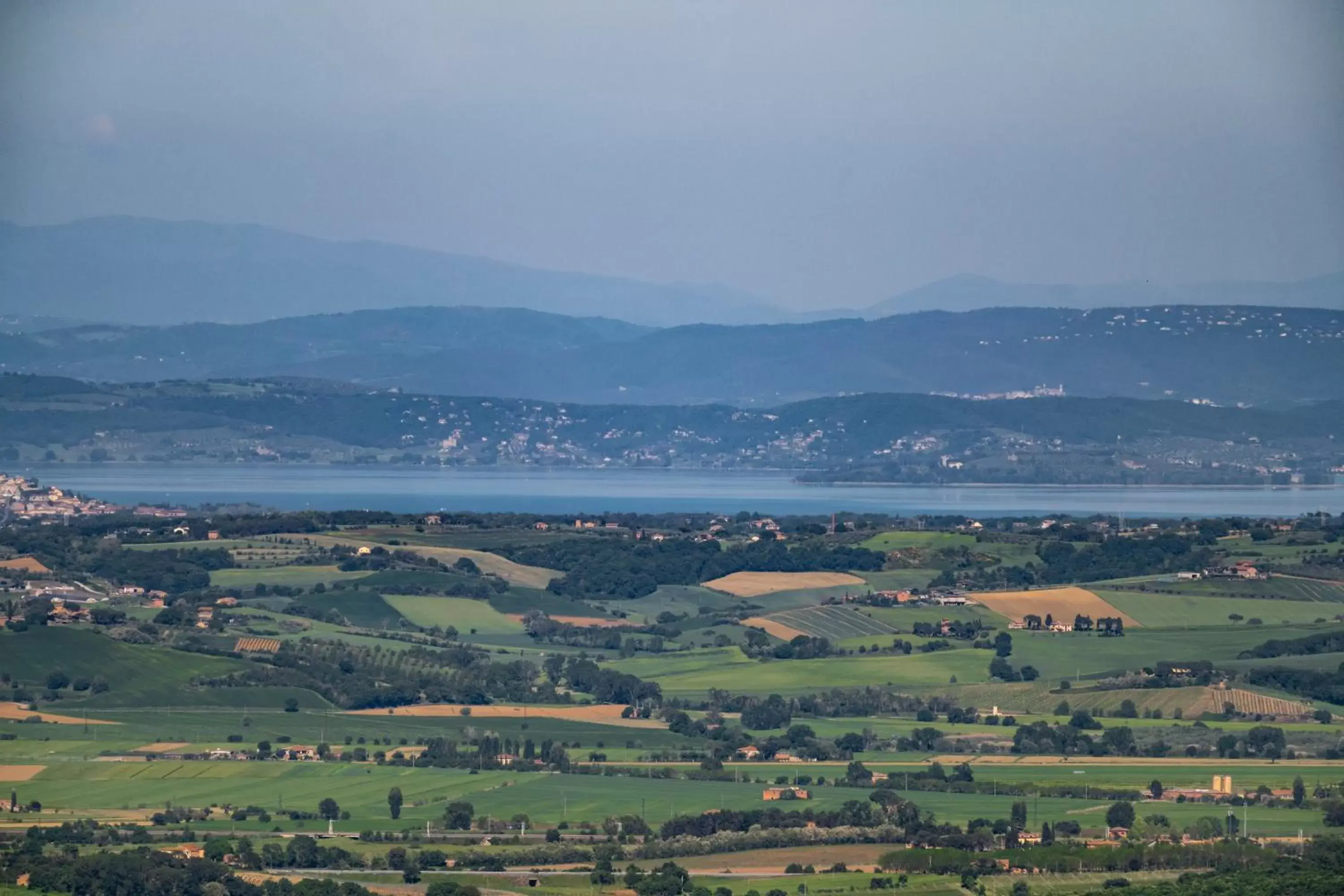 Lake view, Bird's-eye View in Palazzo del Mercante