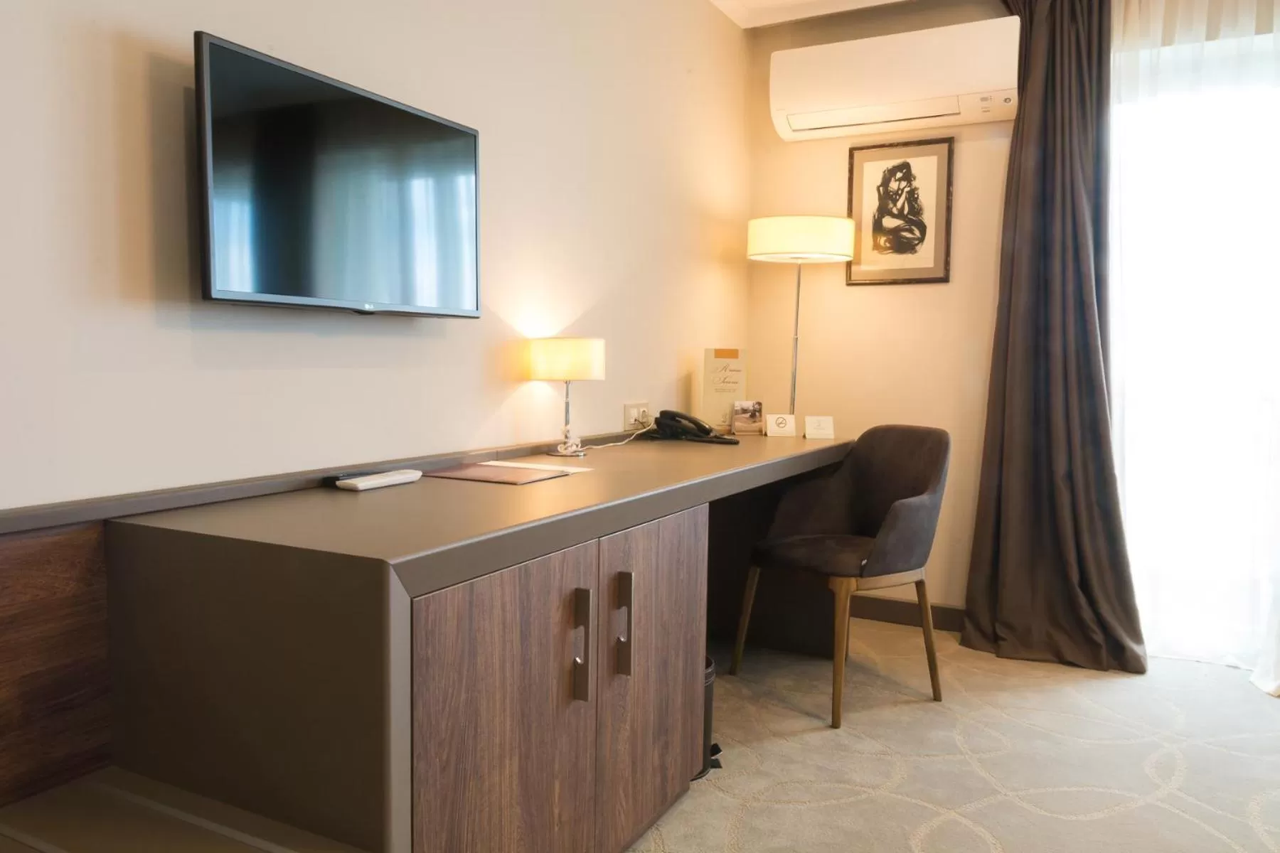 hair dresser in Hotel Cherno More