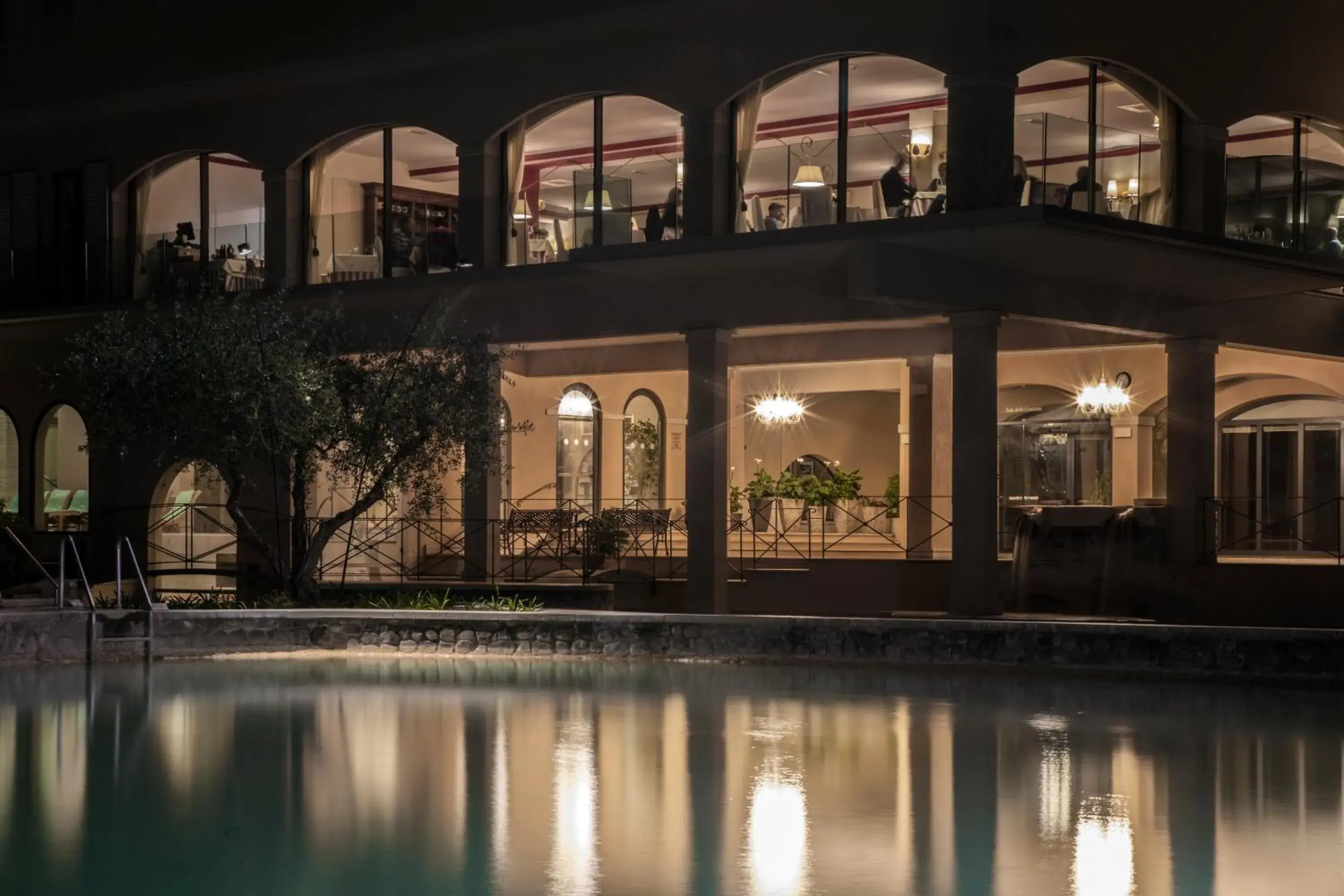 Swimming Pool in Albergo Posta Marcucci