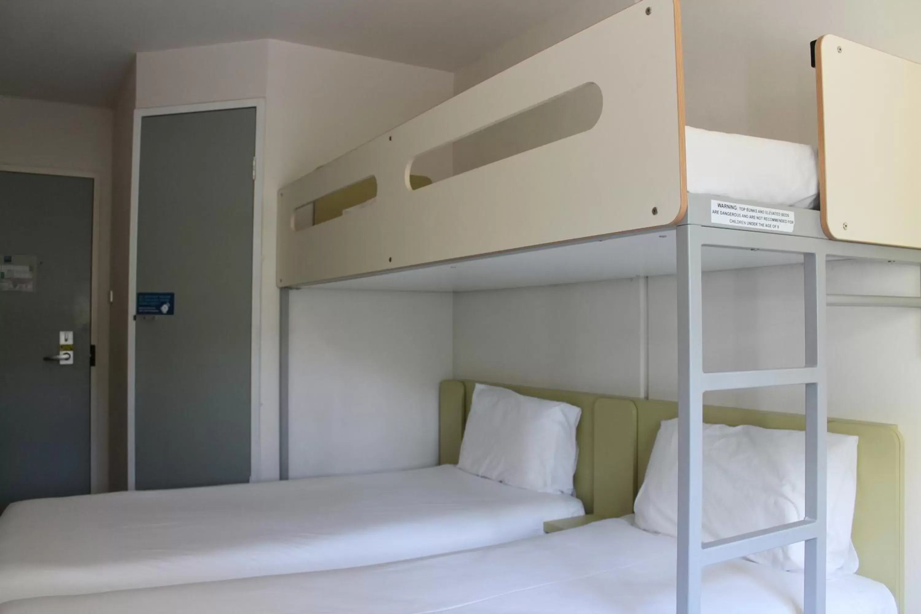 Bed, Bunk Bed in ibis Budget - Melbourne Airport