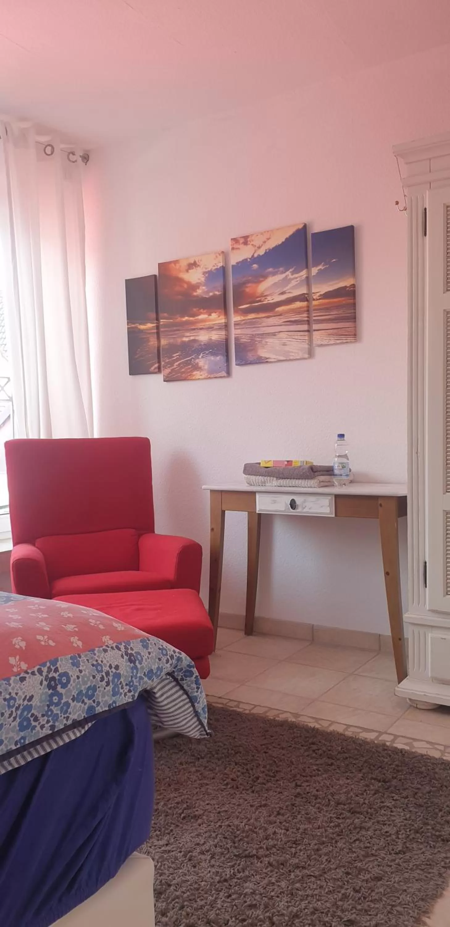 Schönste Lage am Rhein in unmittelbarer Stadtnähe, B & B