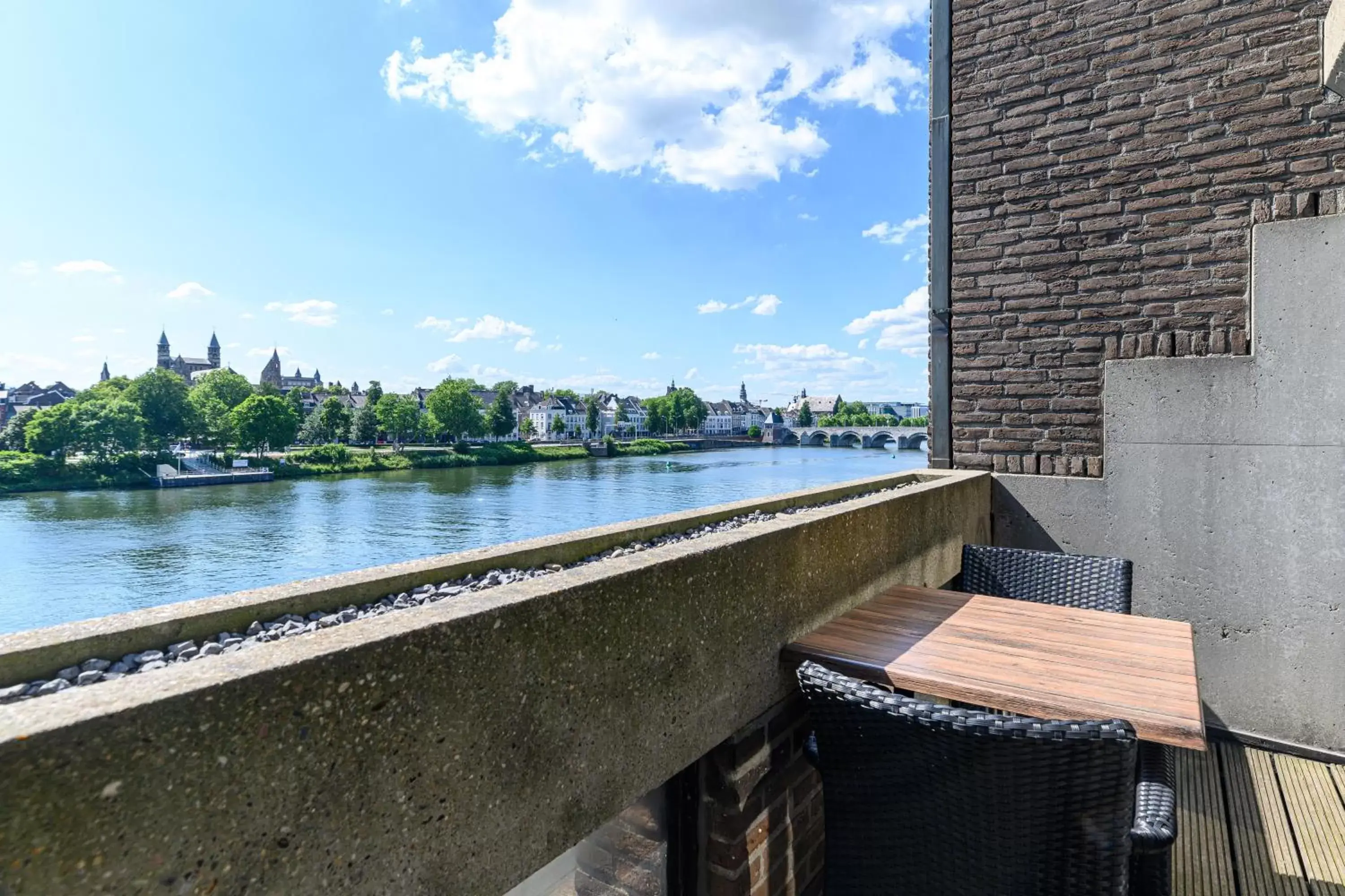 Lobby or reception, Lake View in Crowne Plaza Maastricht, an IHG Hotel