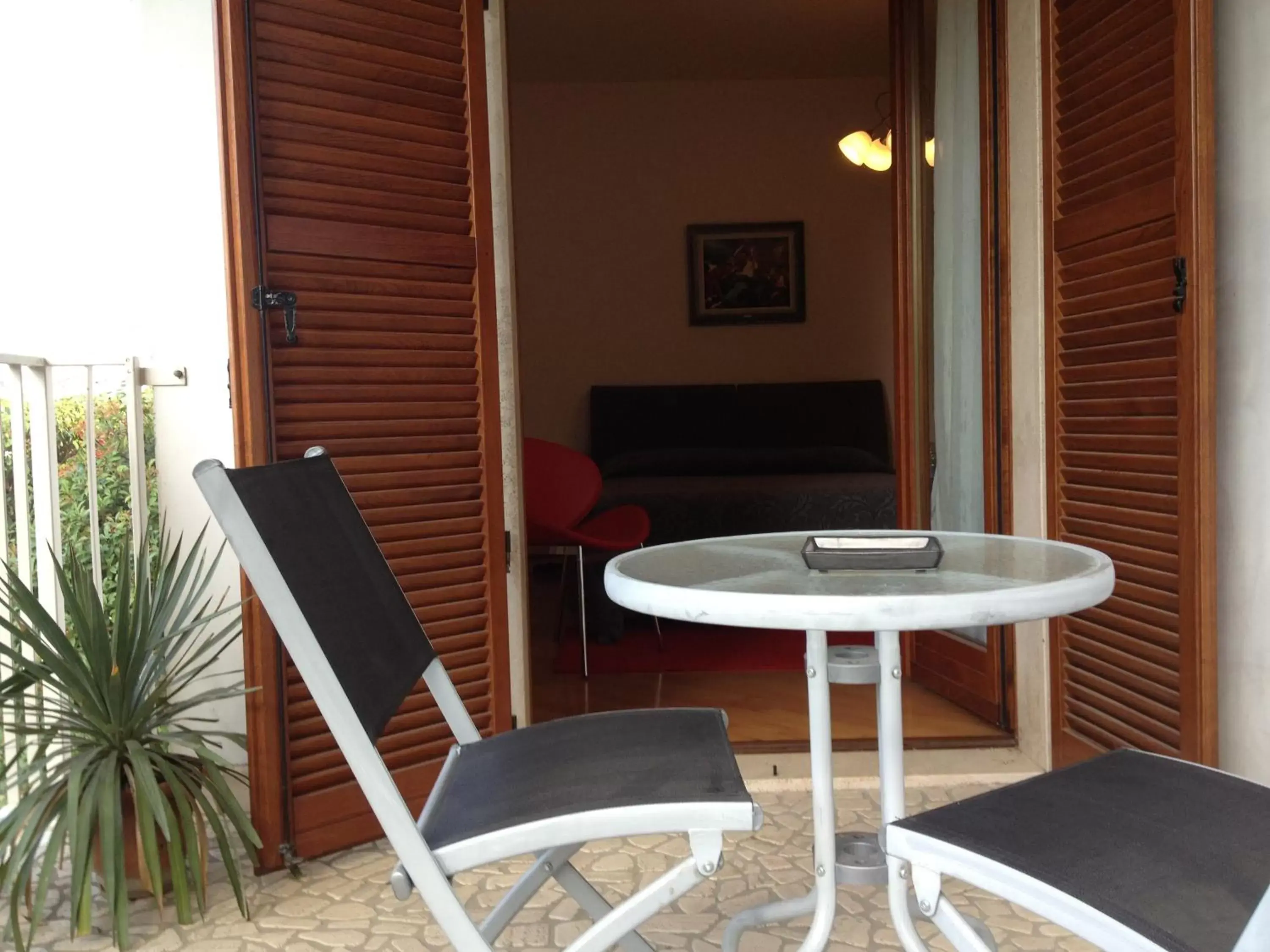 Photo of the whole room, Seating Area in Villa Gioia Rooms