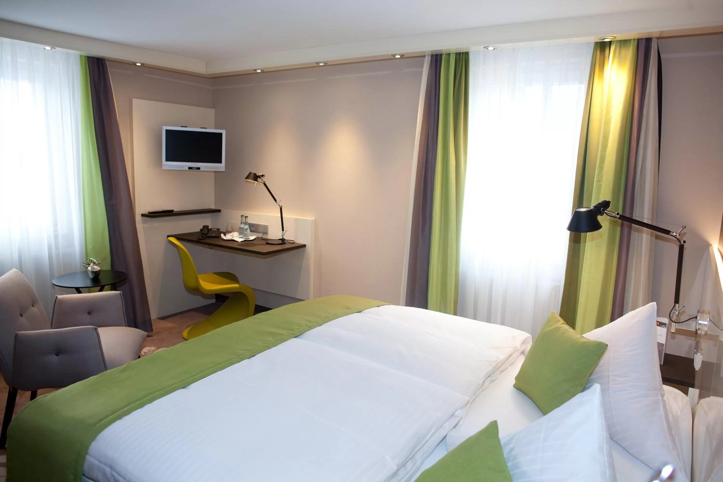 Bed in Hotel-Restaurant Arneggers Adler