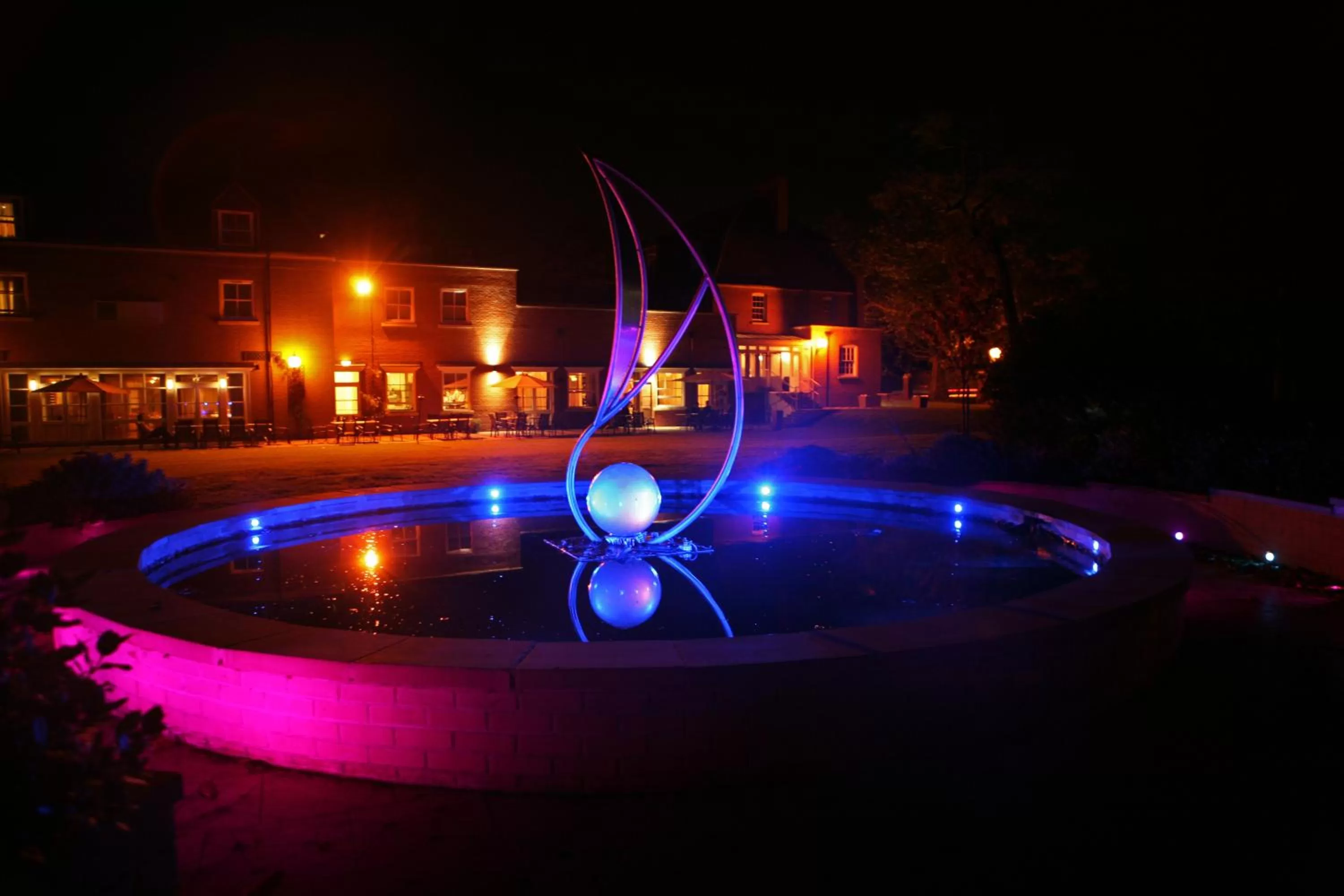 Evening entertainment in The Pinewood Hotel