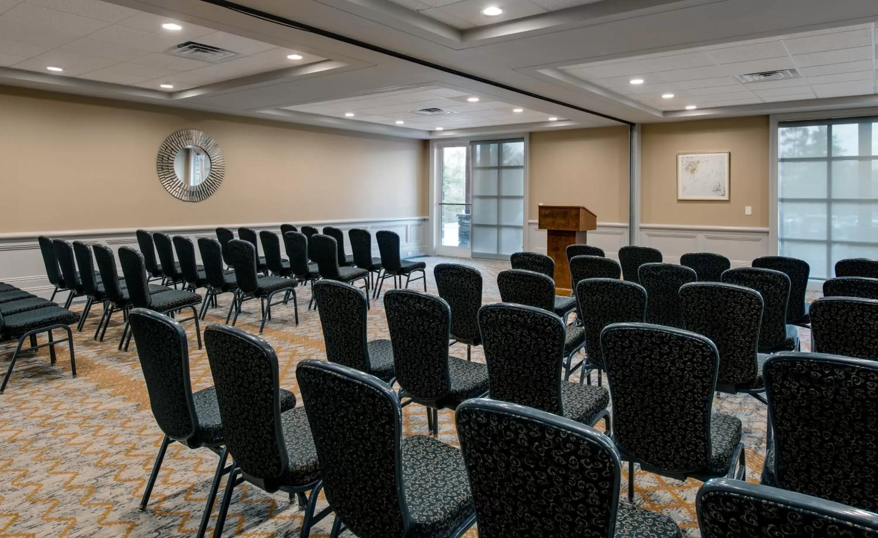 Meeting/conference room in Crowne Plaza Resort Asheville, an IHG Hotel