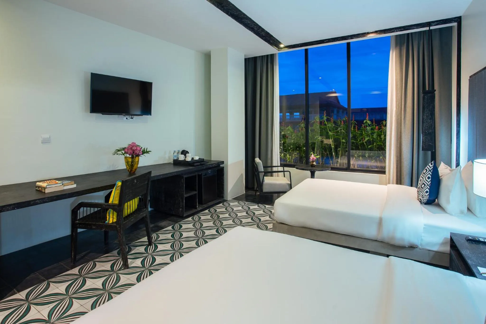 City view, Bed in Monthara Angkor Residence