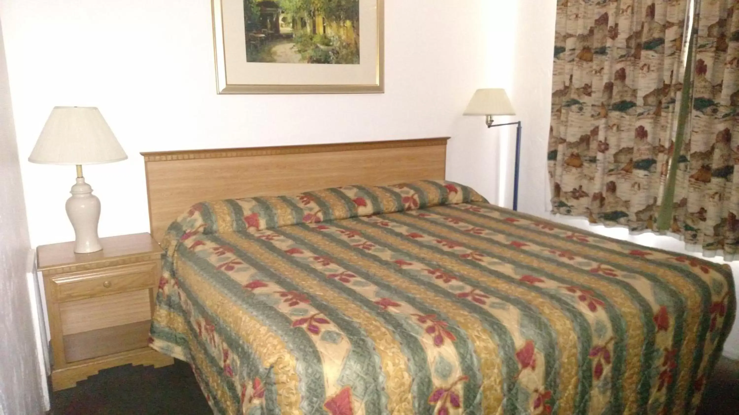 Photo of the whole room, Bed in Budget Inn Durango