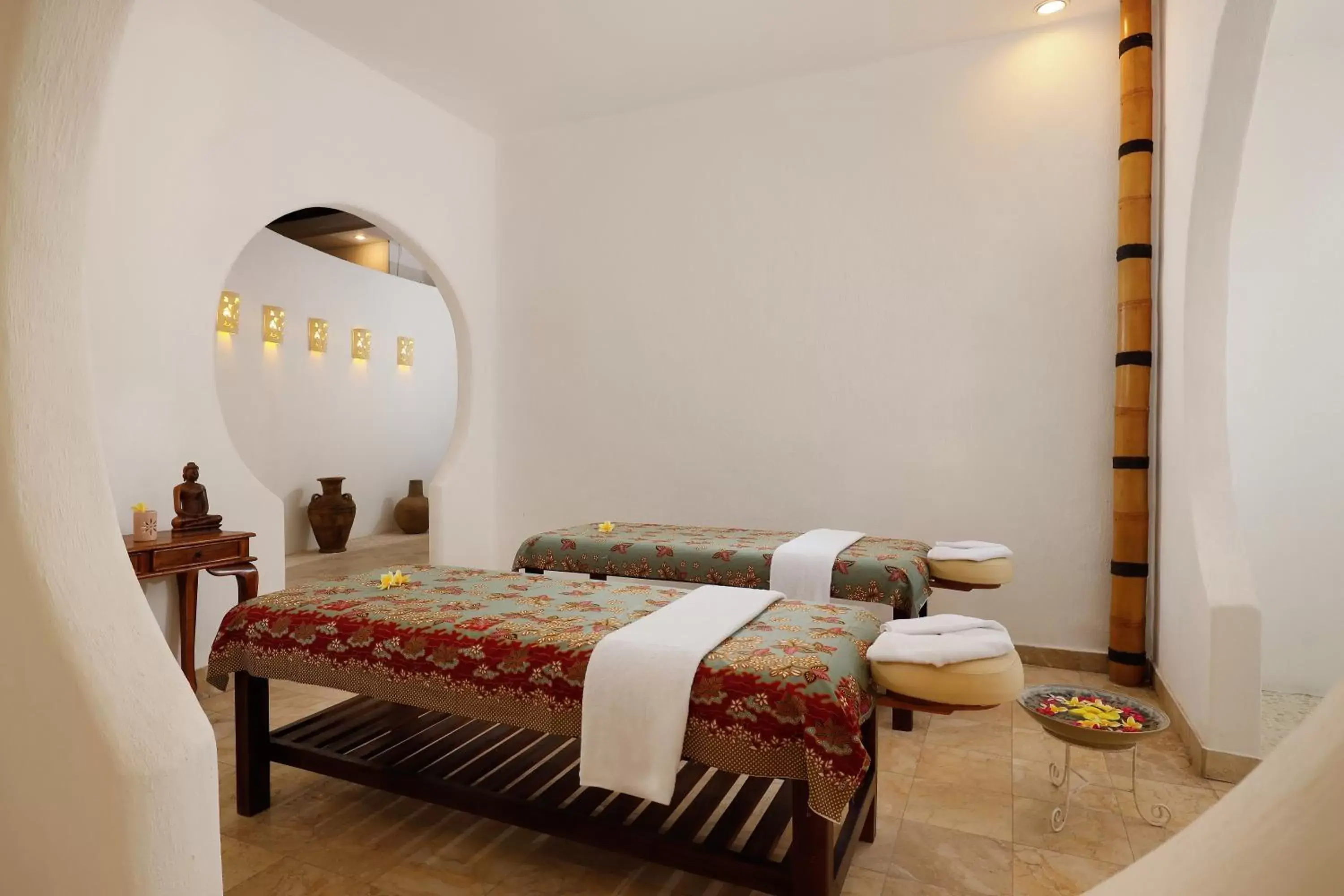 Spa and wellness centre/facilities, Bed in Puri Tempo Doeloe Boutique Hotel