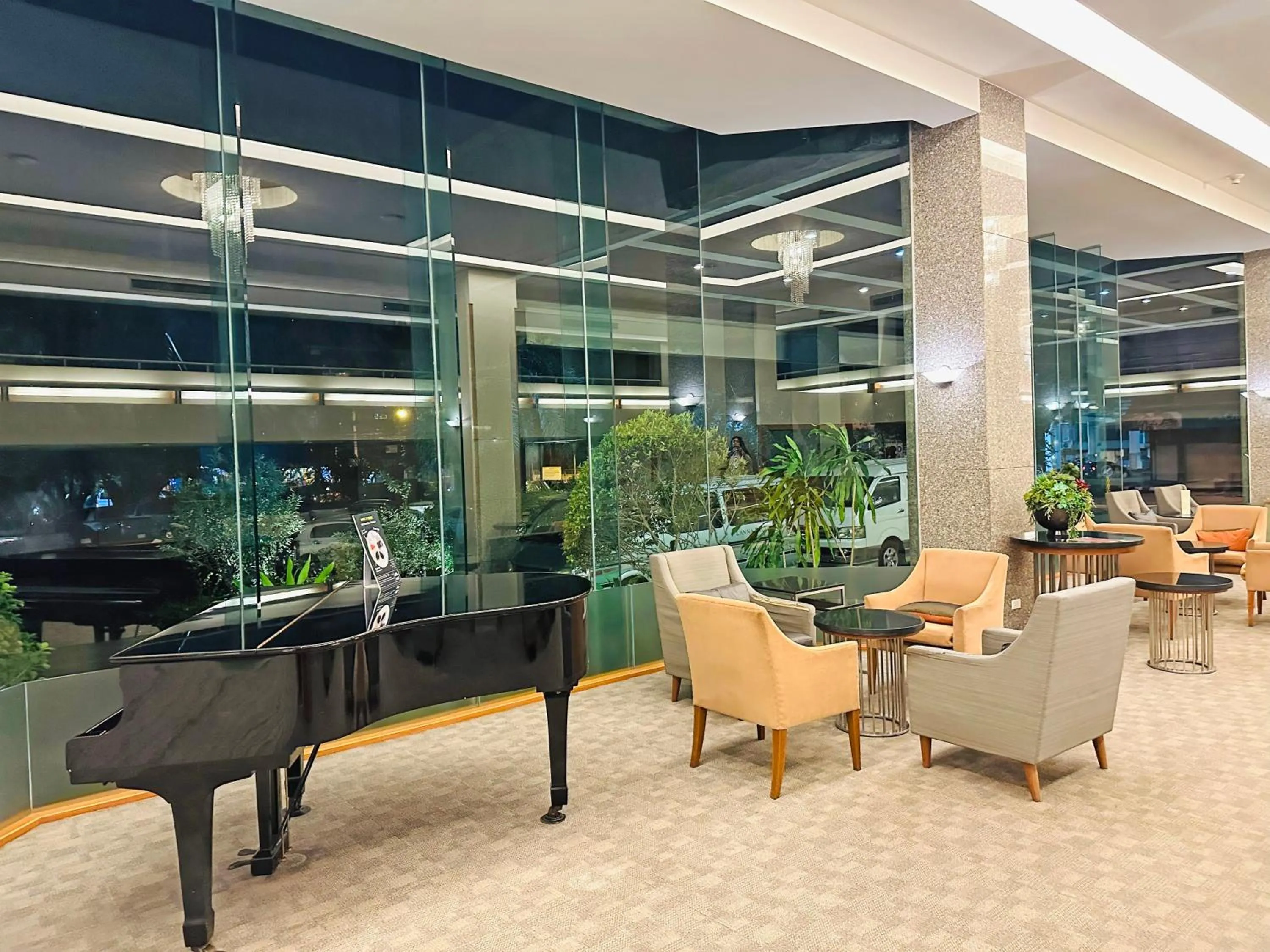 Lobby or reception in Lanna Palace 2004