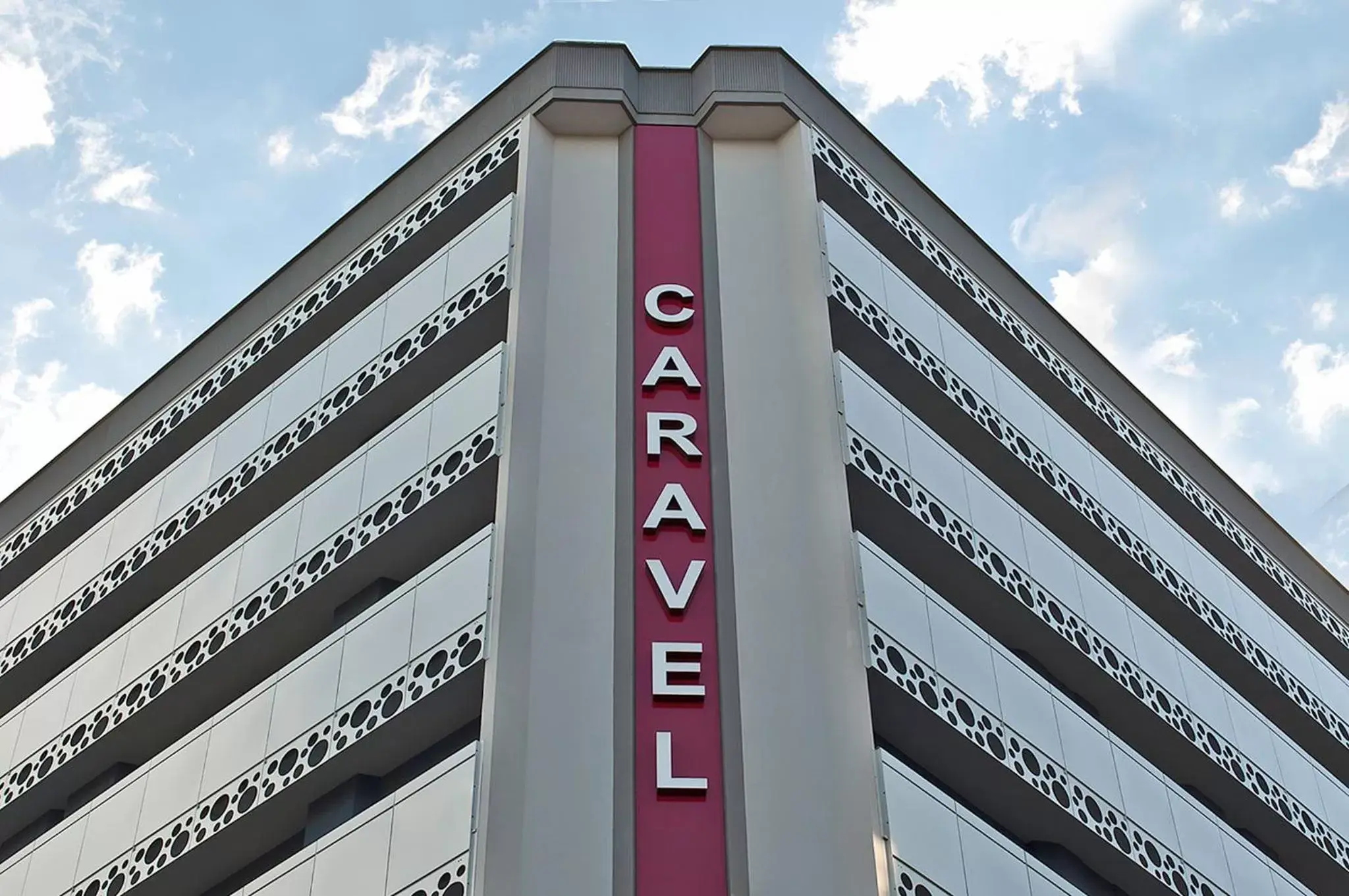 Property Building in Hotel Caravel