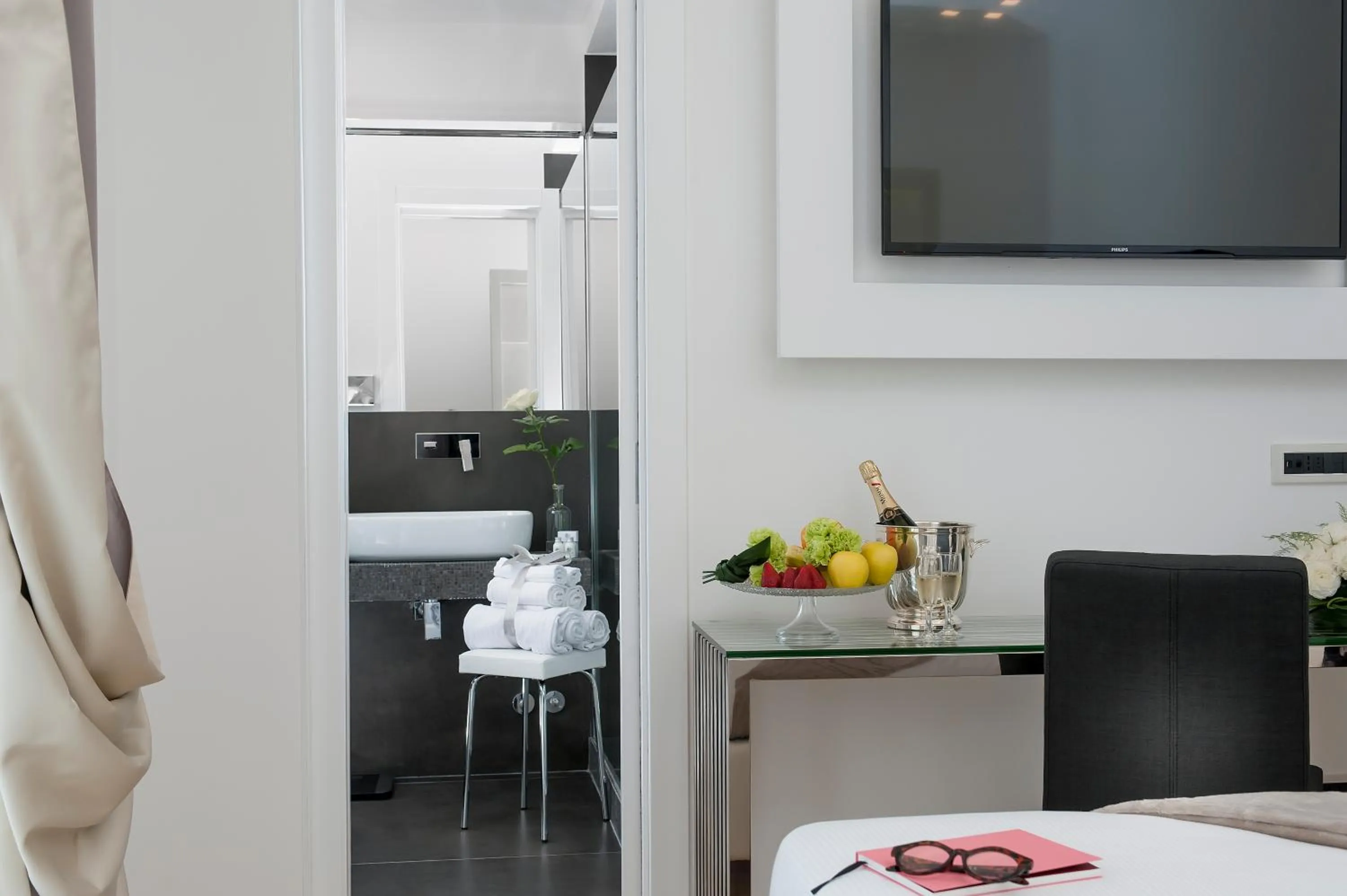 Other in Vatican Style