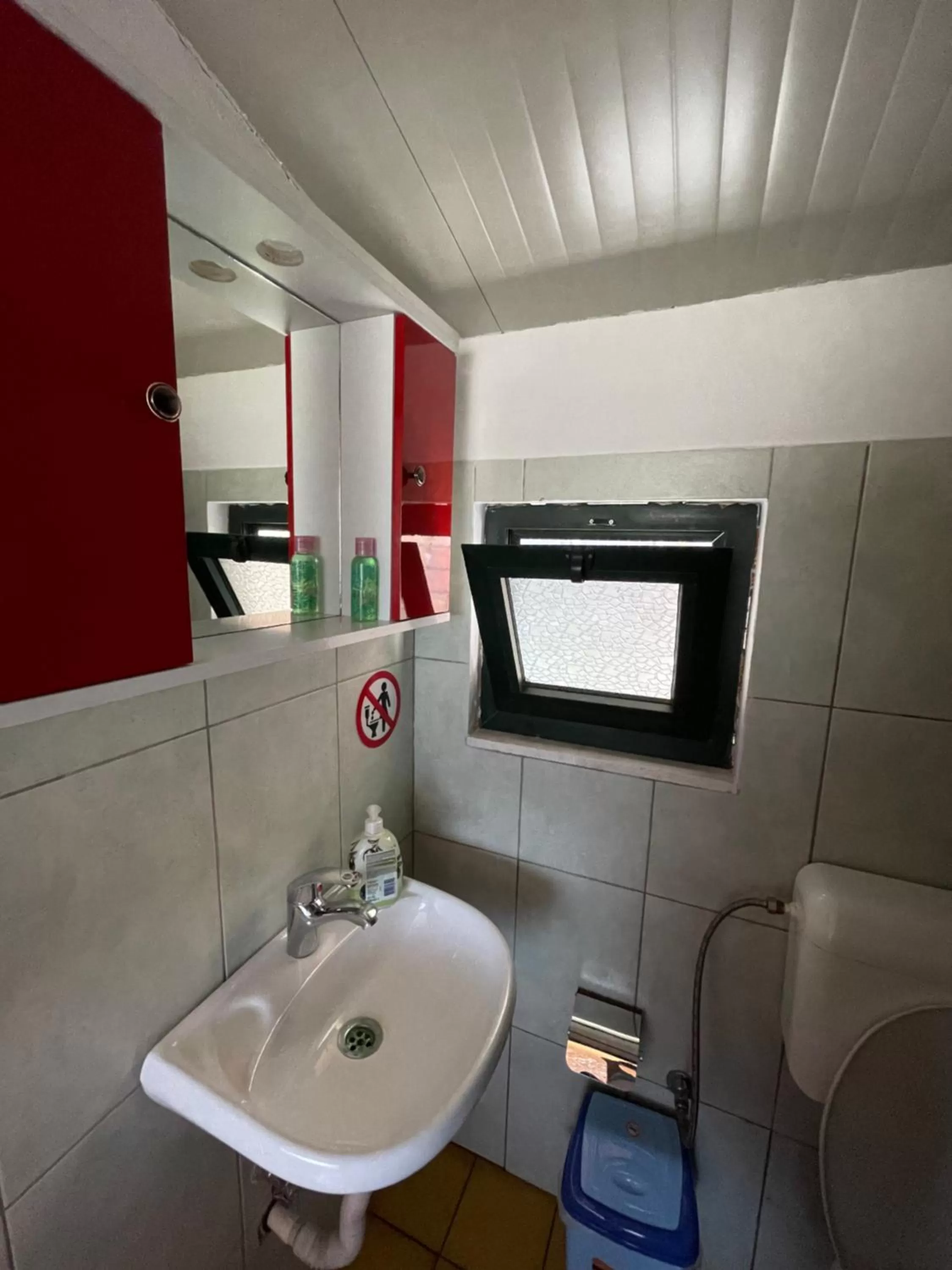 Bathroom in Vila Livio - Guest house Rreshen Mirdite