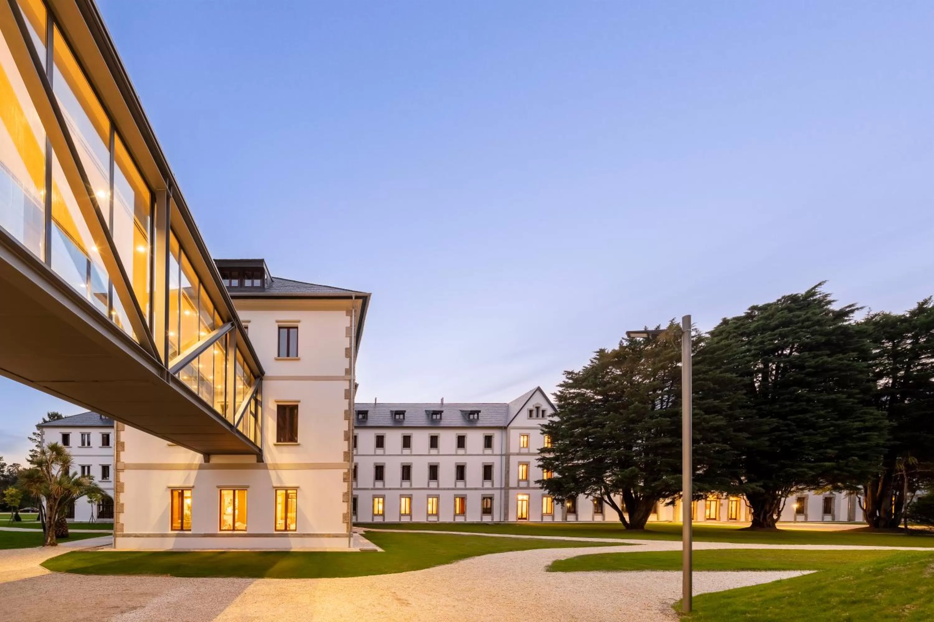 Property building in Iberik Gran Balneario de Guitiriz